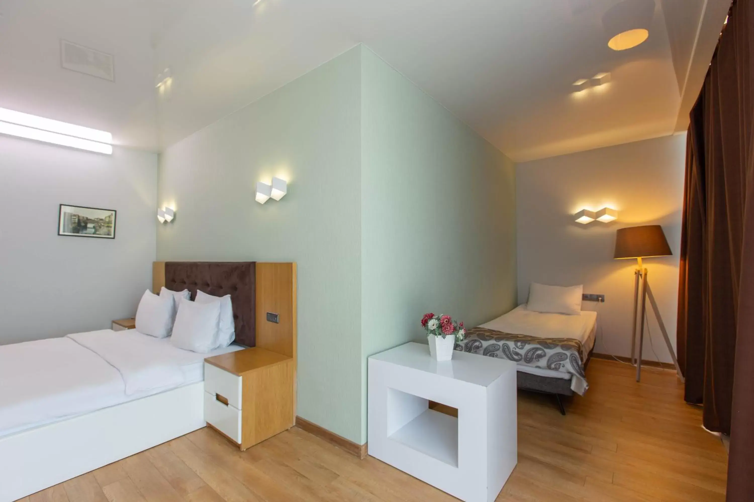 Special Offer - Triple Room in Iveria Inn Hotel