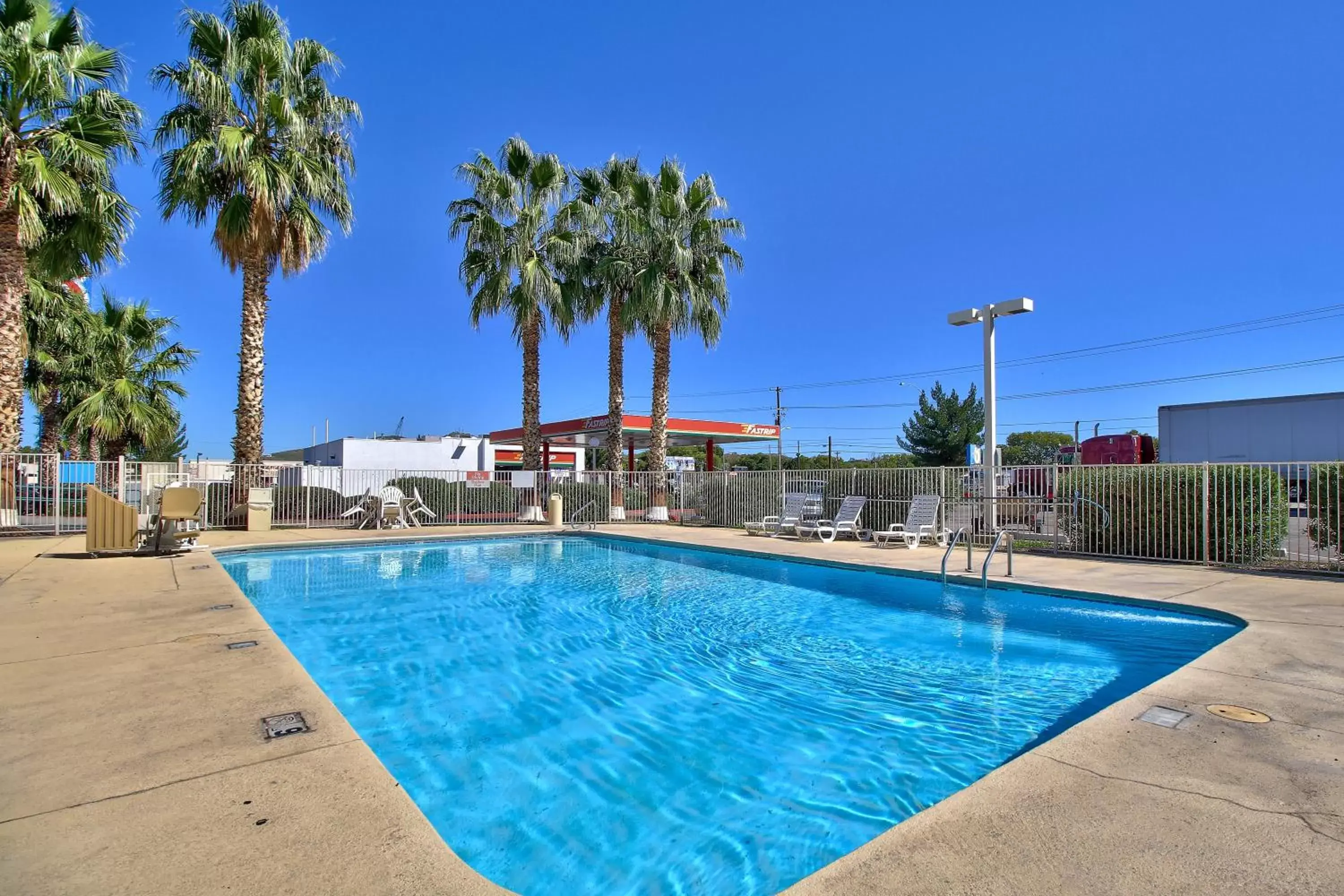 Swimming Pool in Motel 6-Nogales, AZ - Mariposa Road