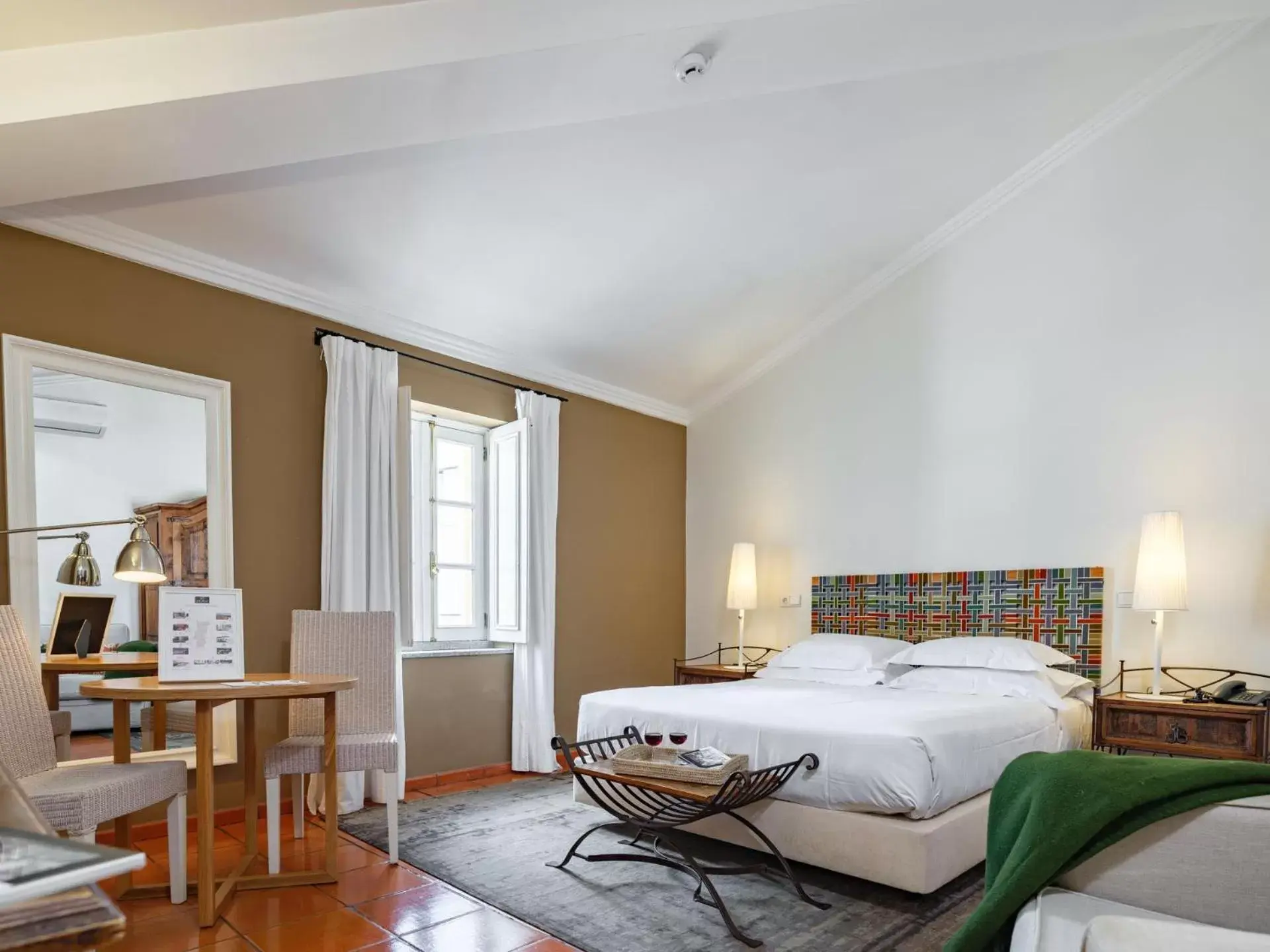 Bedroom, Bed in ADC - Albergaria Do Calvário - by Unlock Hotels