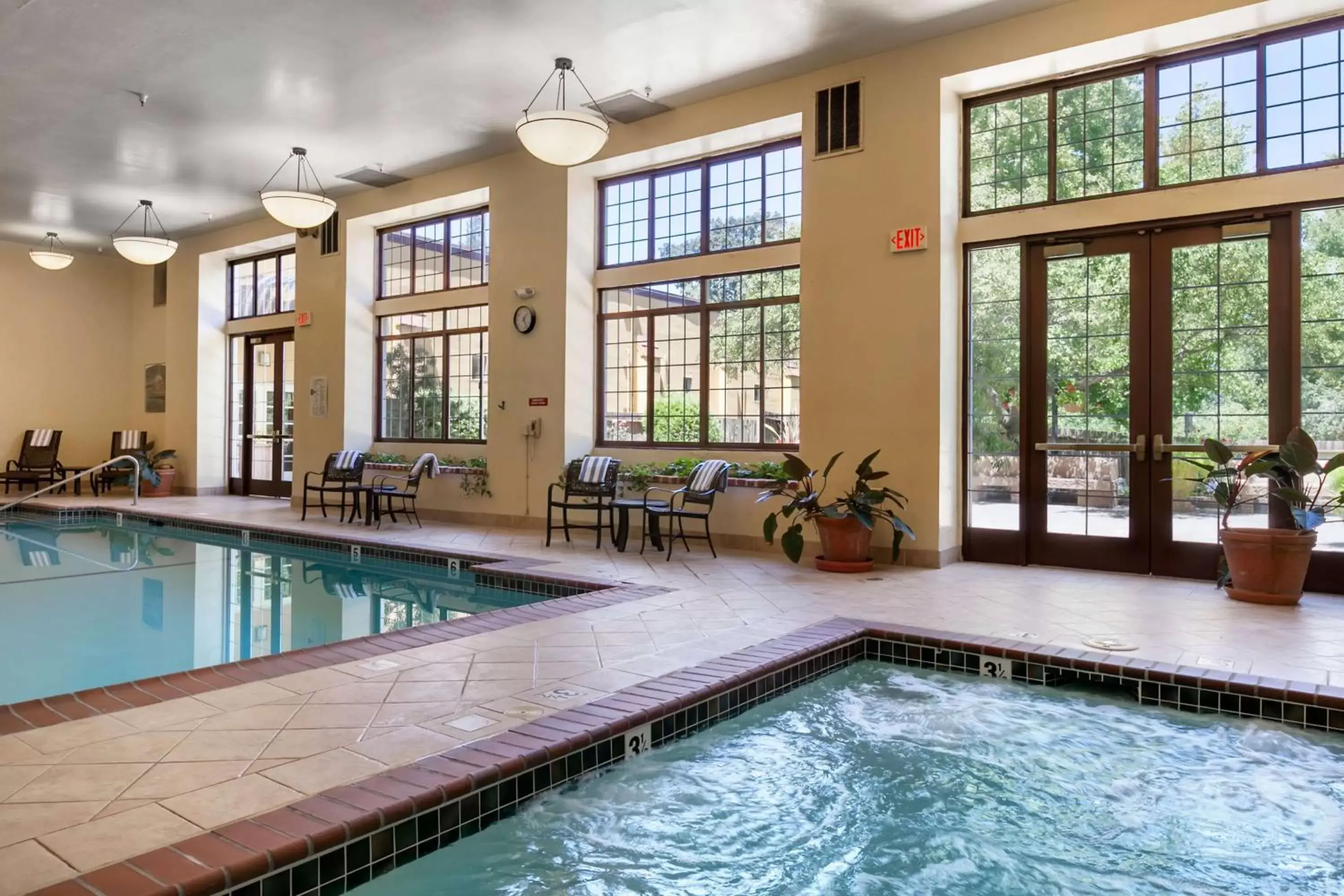 Pool view, Swimming Pool in Embassy Suites by Hilton Napa Valley