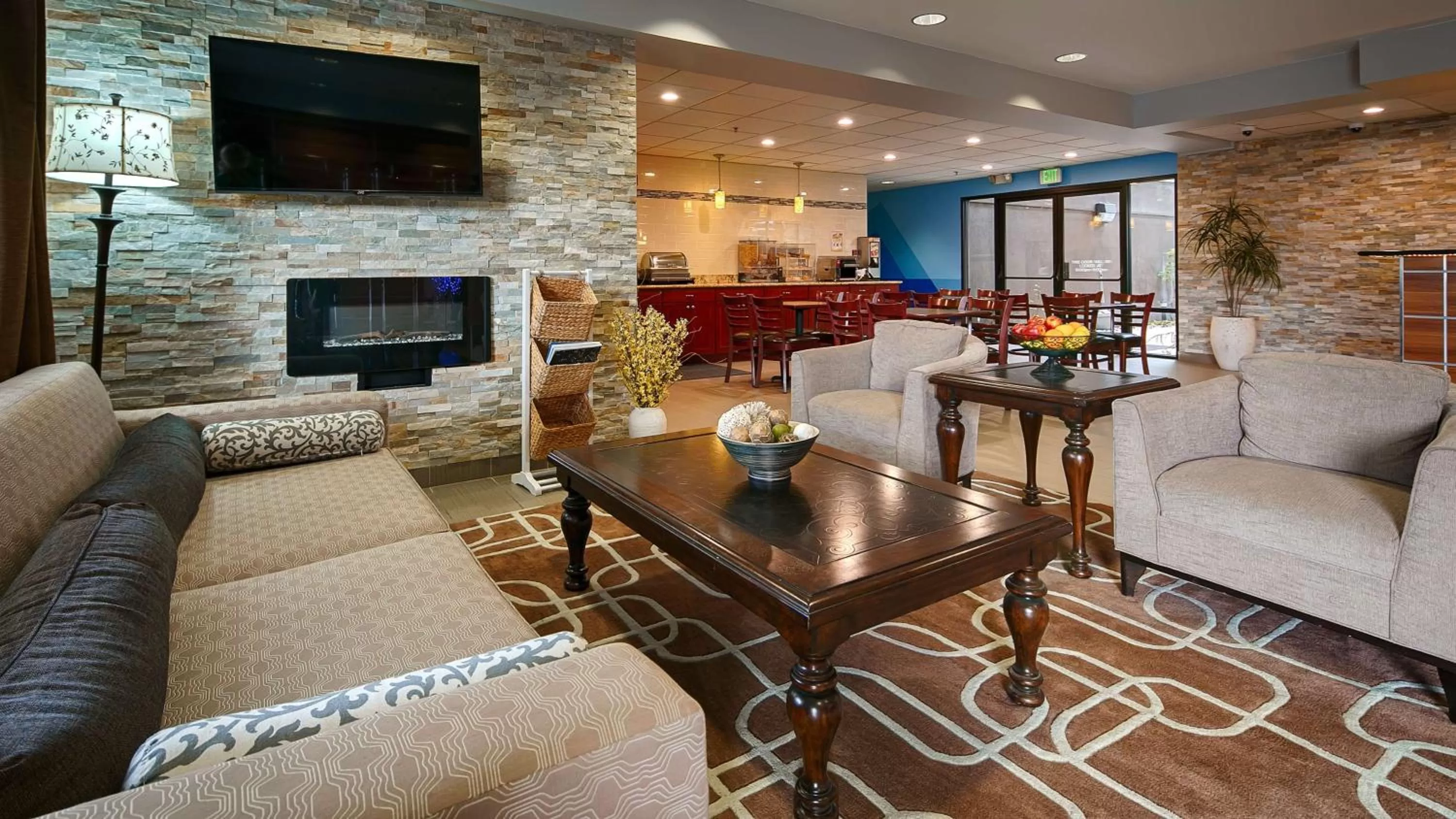 Lobby or reception in Best Western Sky Valley Inn