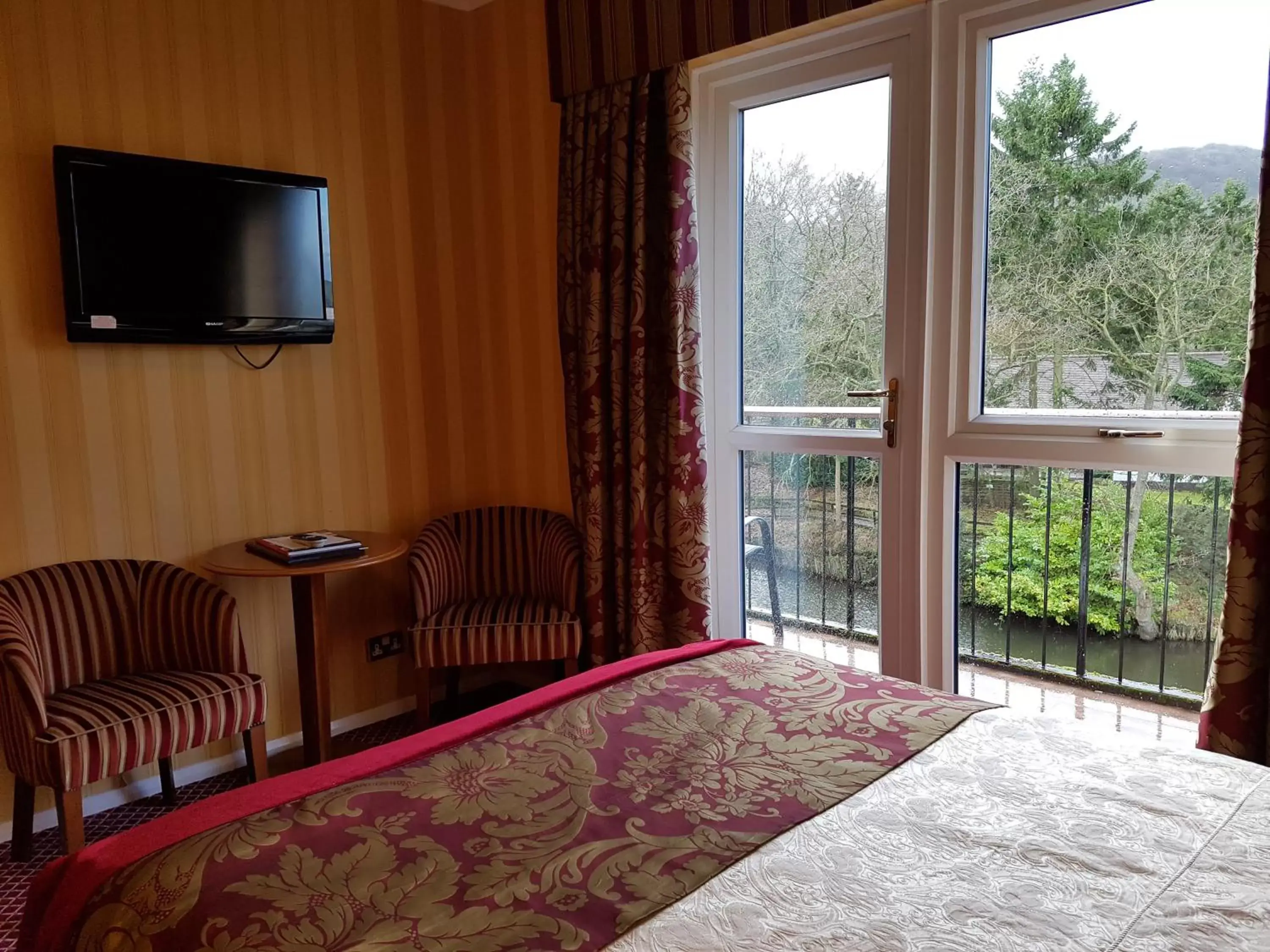 Bedroom, Bed in Buckatree Hall Hotel