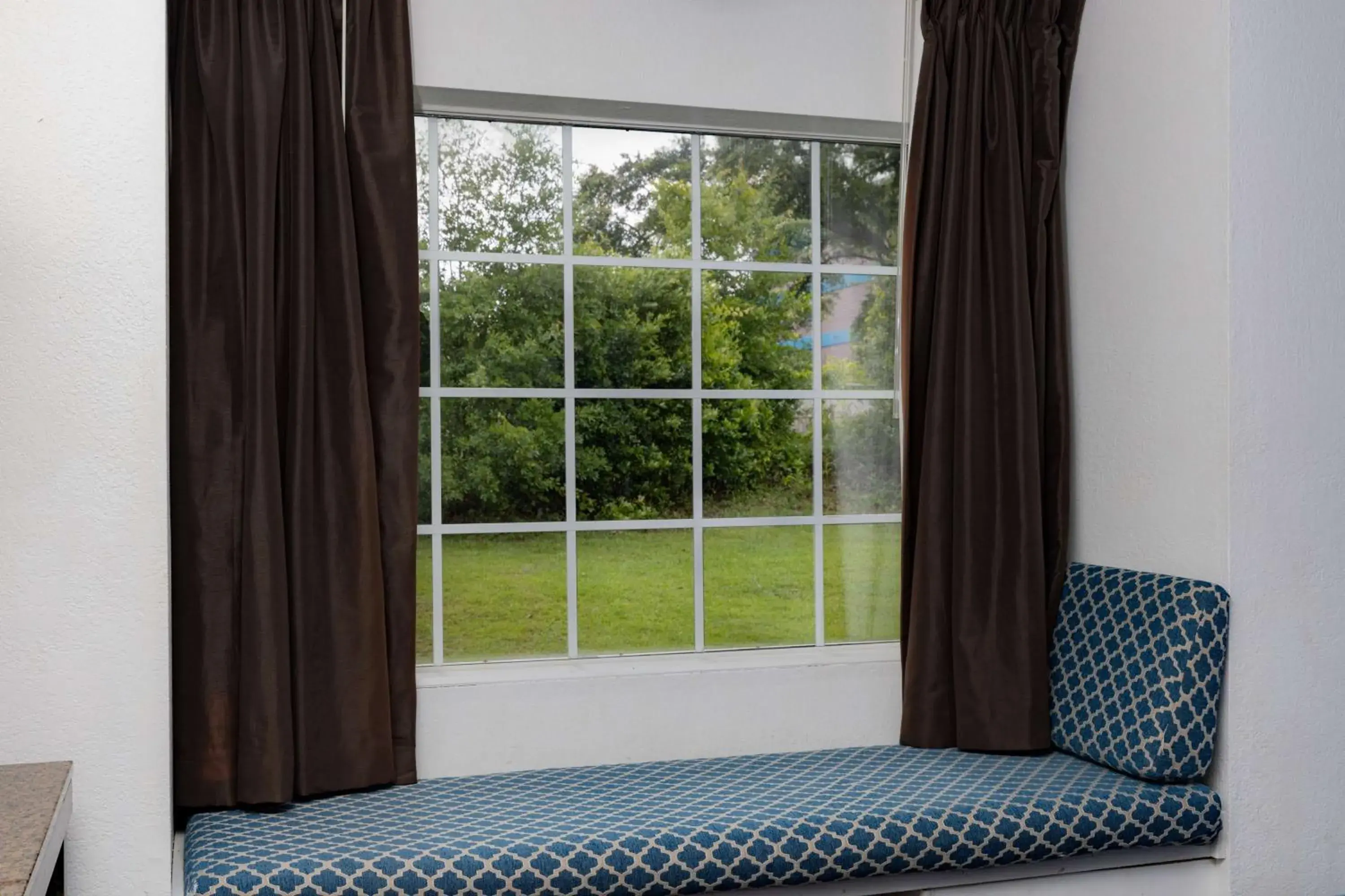 Photo of the whole room in Super 8 by Wyndham Pensacola Photo of the whole room in Super 8 by Wyndham Pensacola