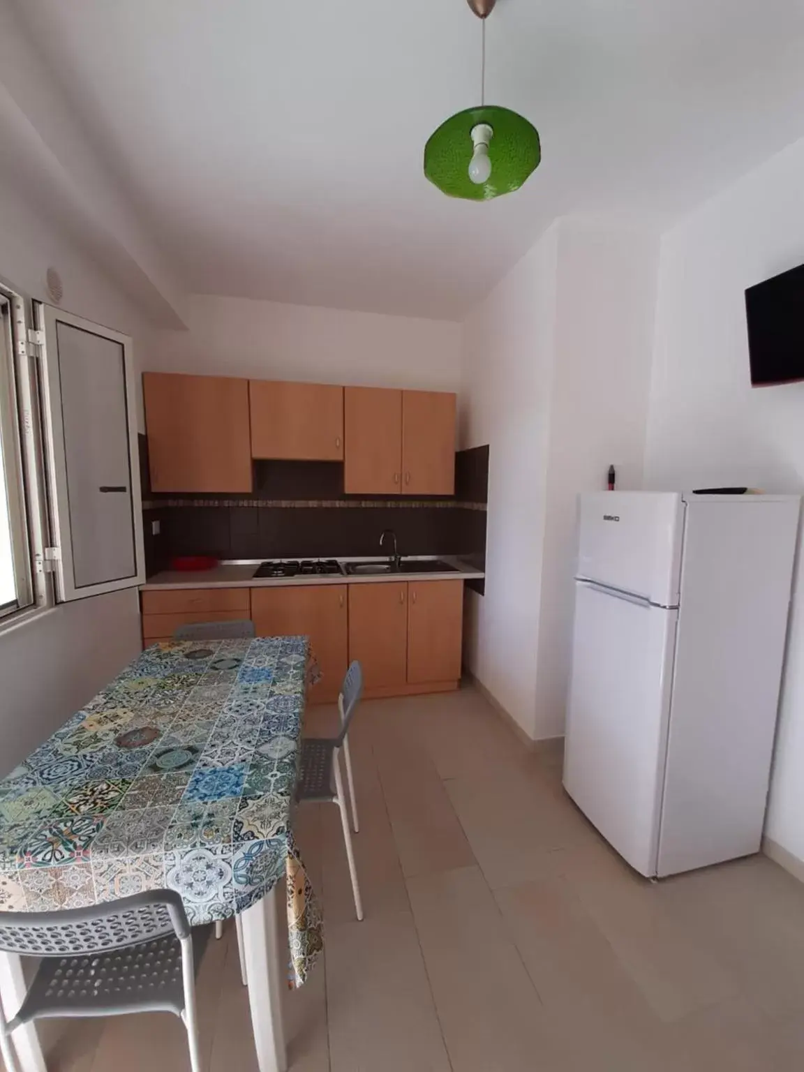 Kitchen/Kitchenette in Villa Soleanna Residence