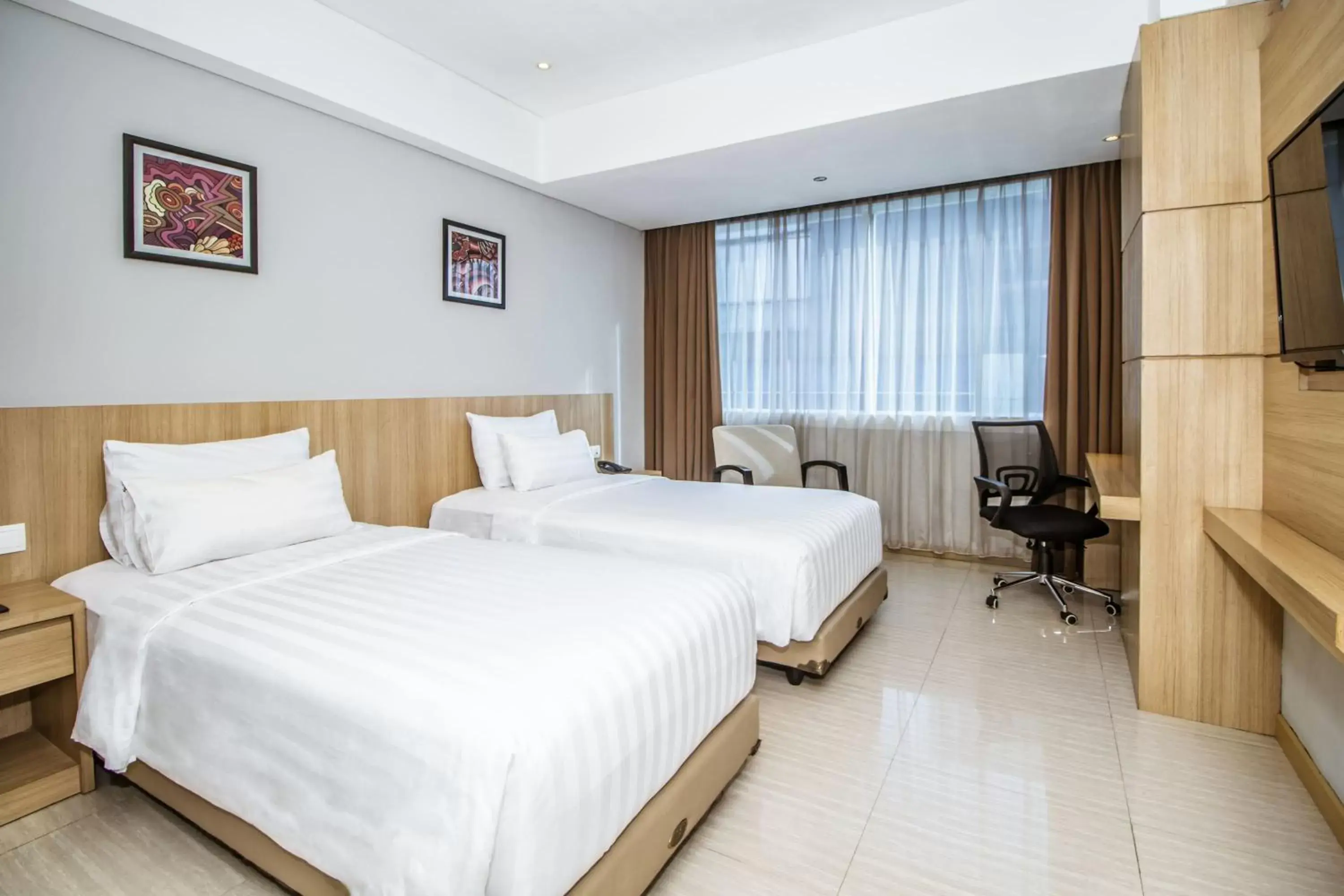 Bedroom, Bed in Grand Tjokro Premiere Bandung