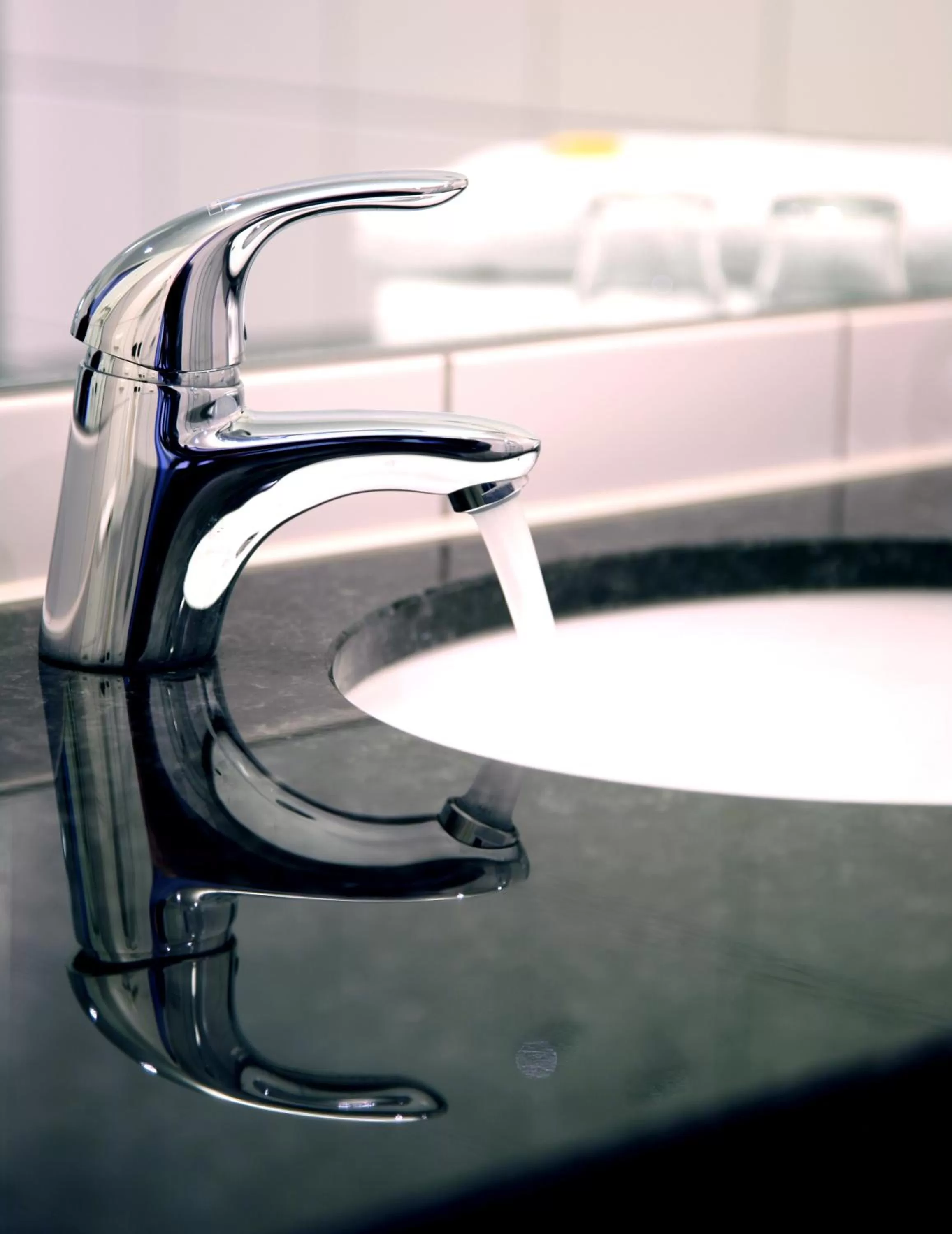 Bathroom, Bed in Thon Hotel Brønnøysund