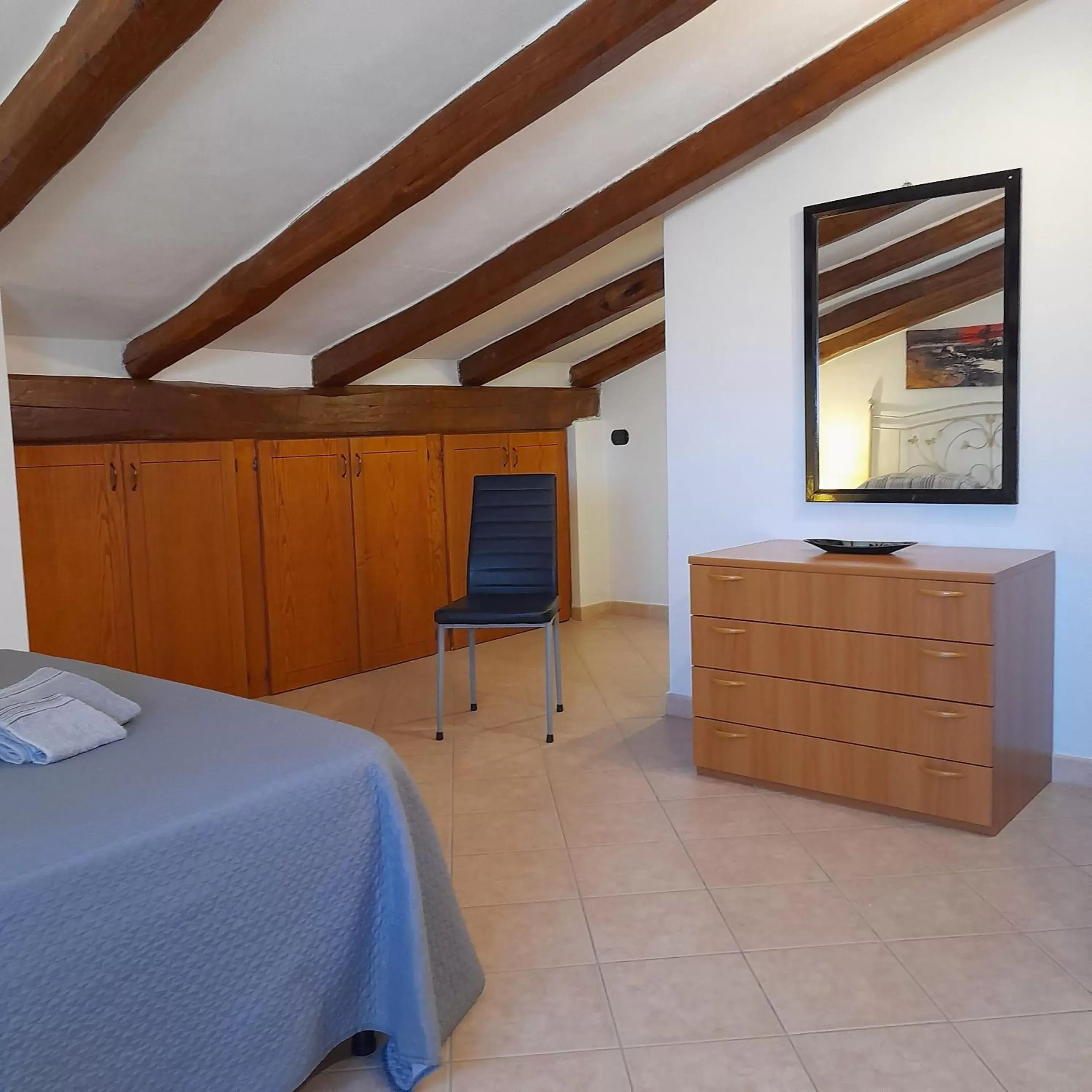 Bedroom, Bed in La Fortezza casa vacanze & appartament