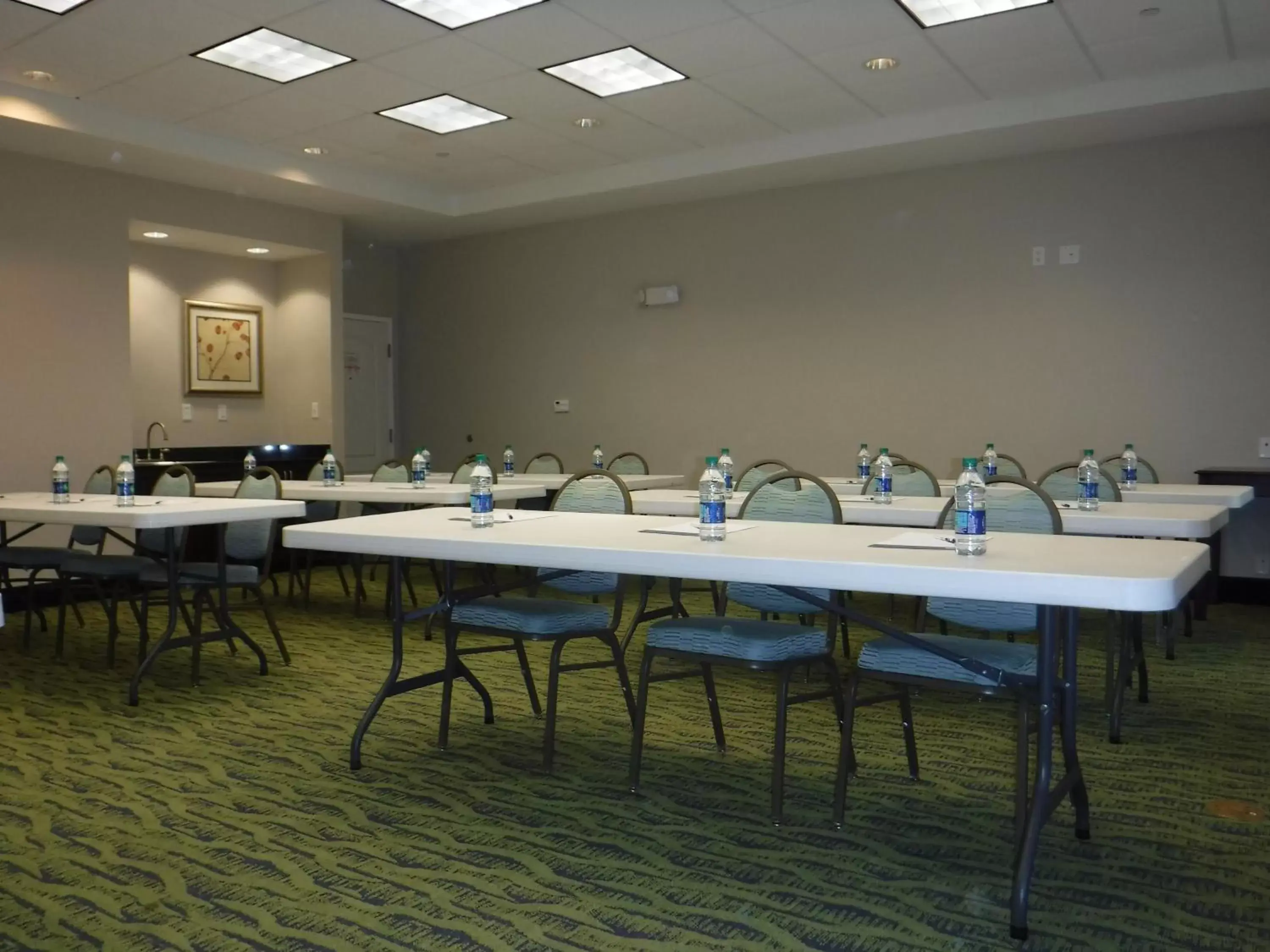 Meeting/conference room in Holiday Inn Express West Jefferson, an IHG Hotel