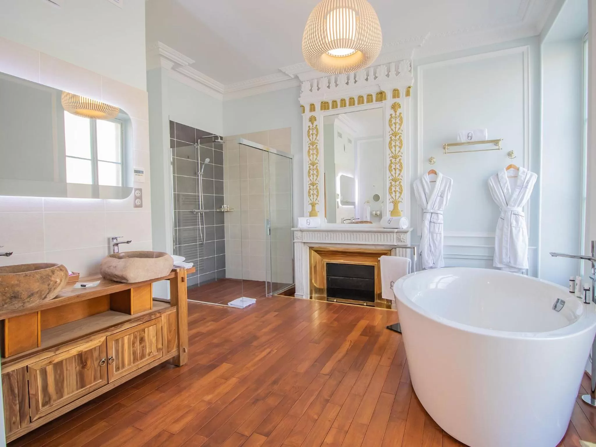 Shower, Bathroom in Hotel des Quinconces Bordeaux Centre