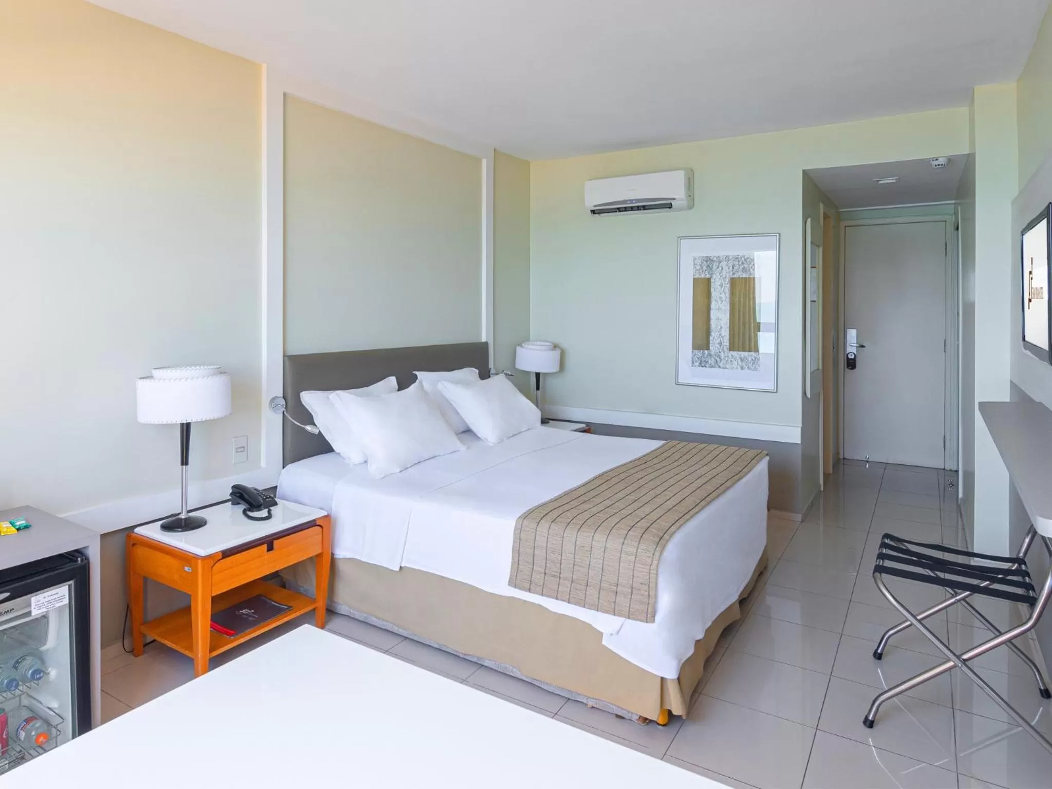 Deluxe Single Room with Sea View in Seara Praia Hotel