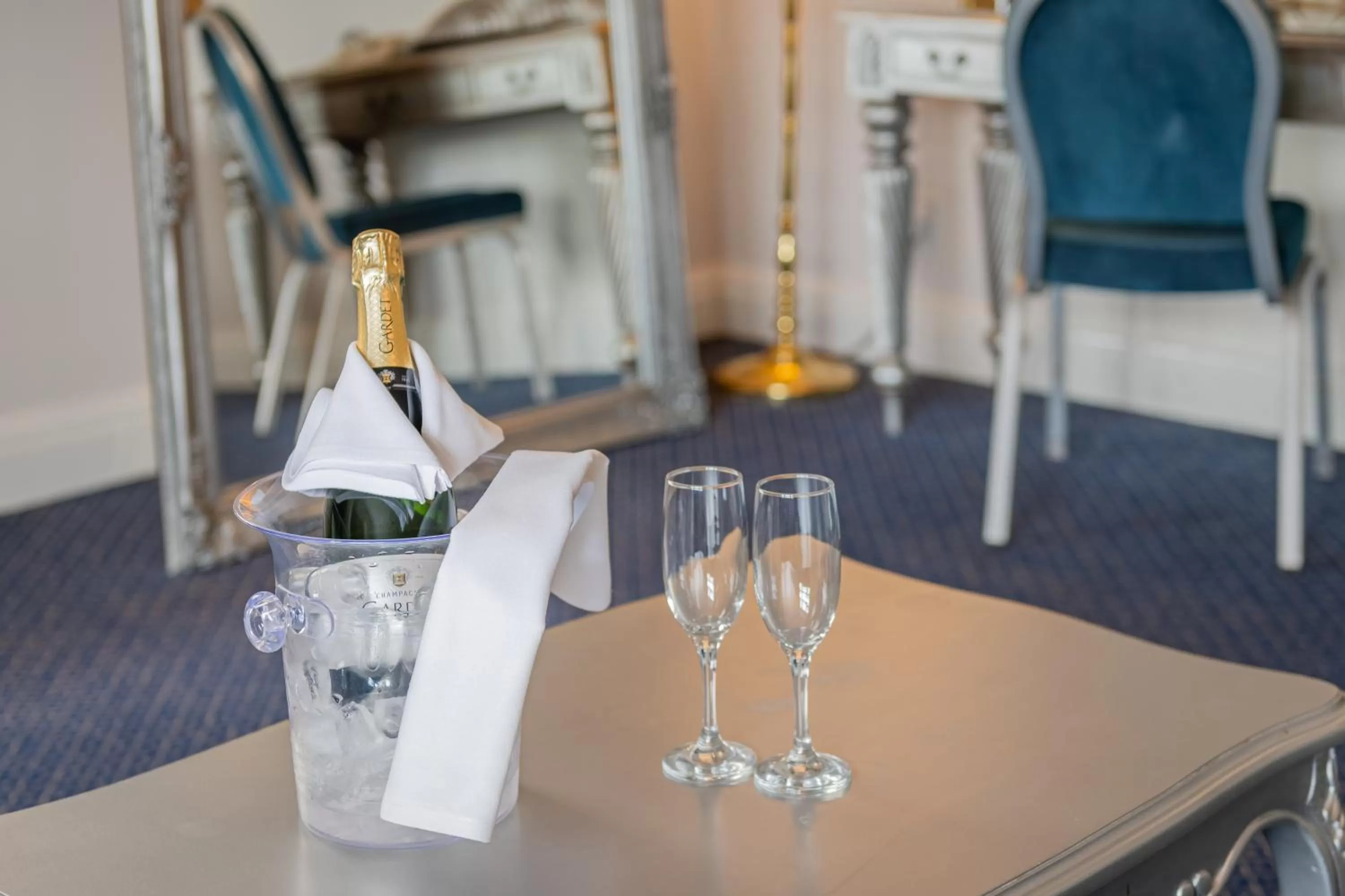 Bedroom in The Riverside