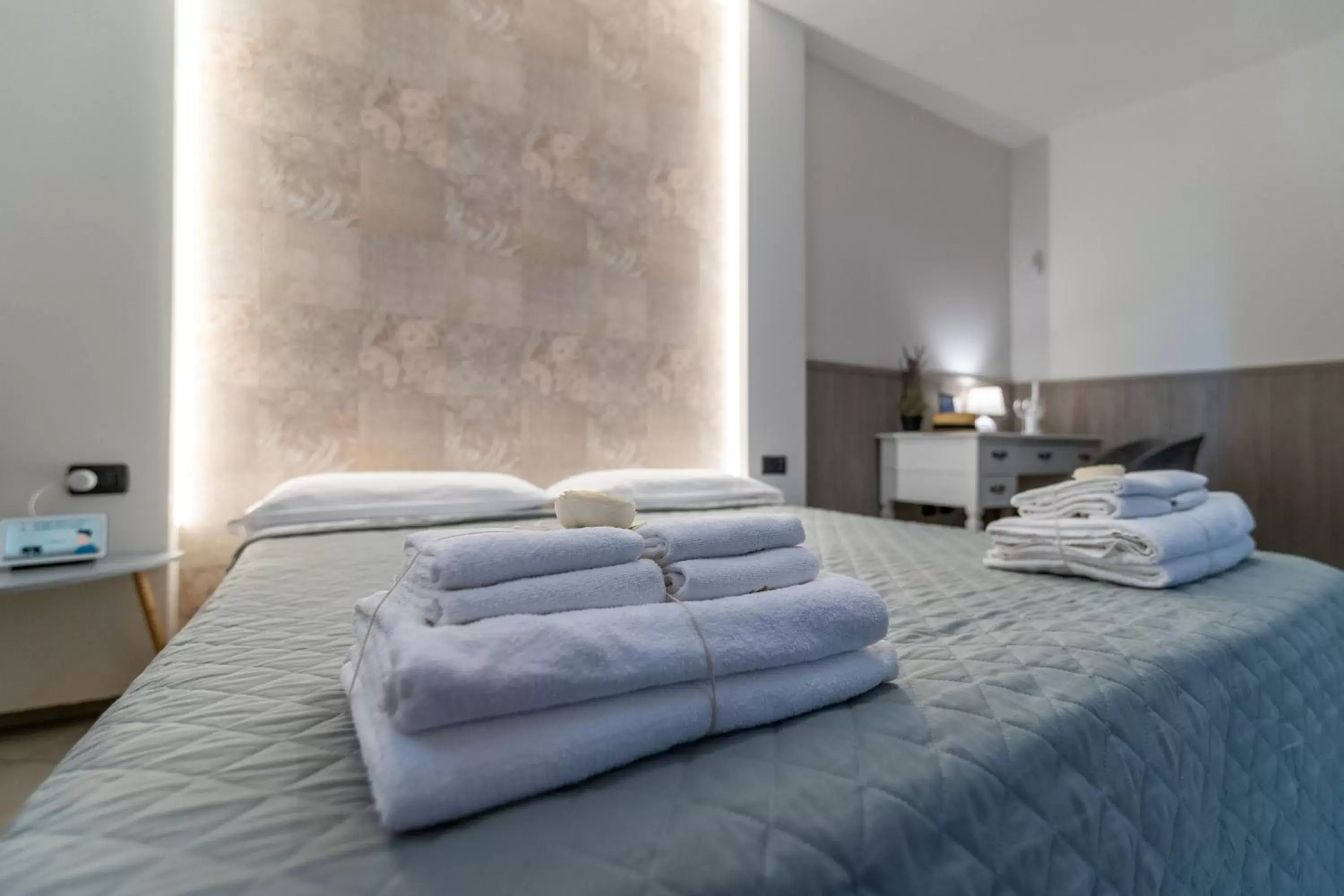 Bedroom, Bed in Villa Rocla guest house Pompei