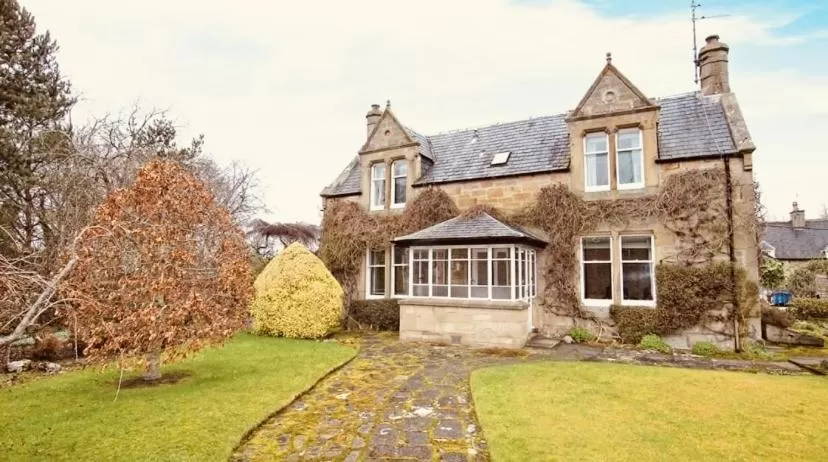 Garden, Property Building in St Duthus Villa Guesthouse