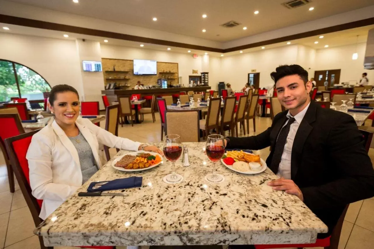 Best Western Las Mercedes Airport