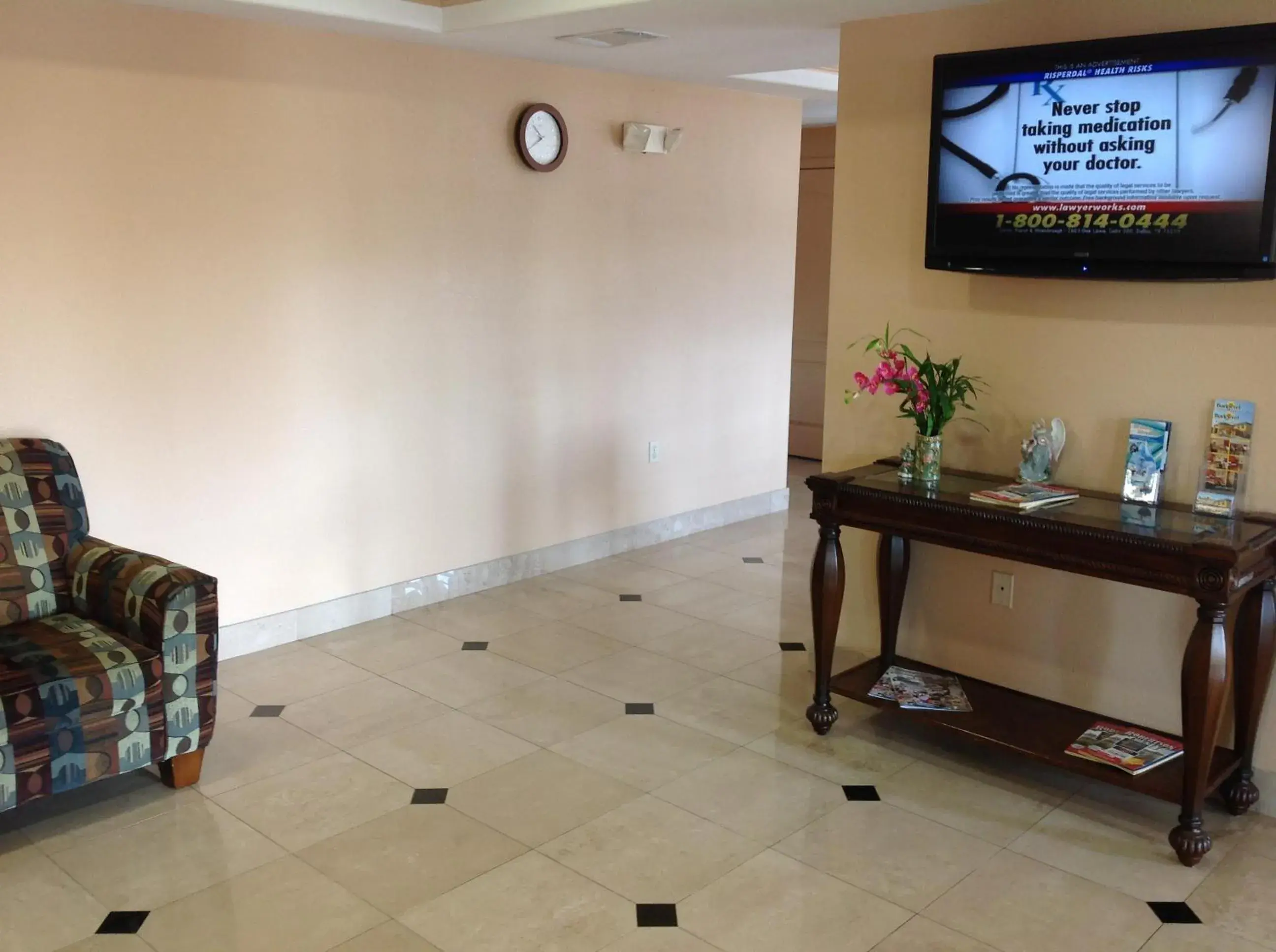 TV and multimedia, TV/Entertainment Center in Budgetel Inn and Suites