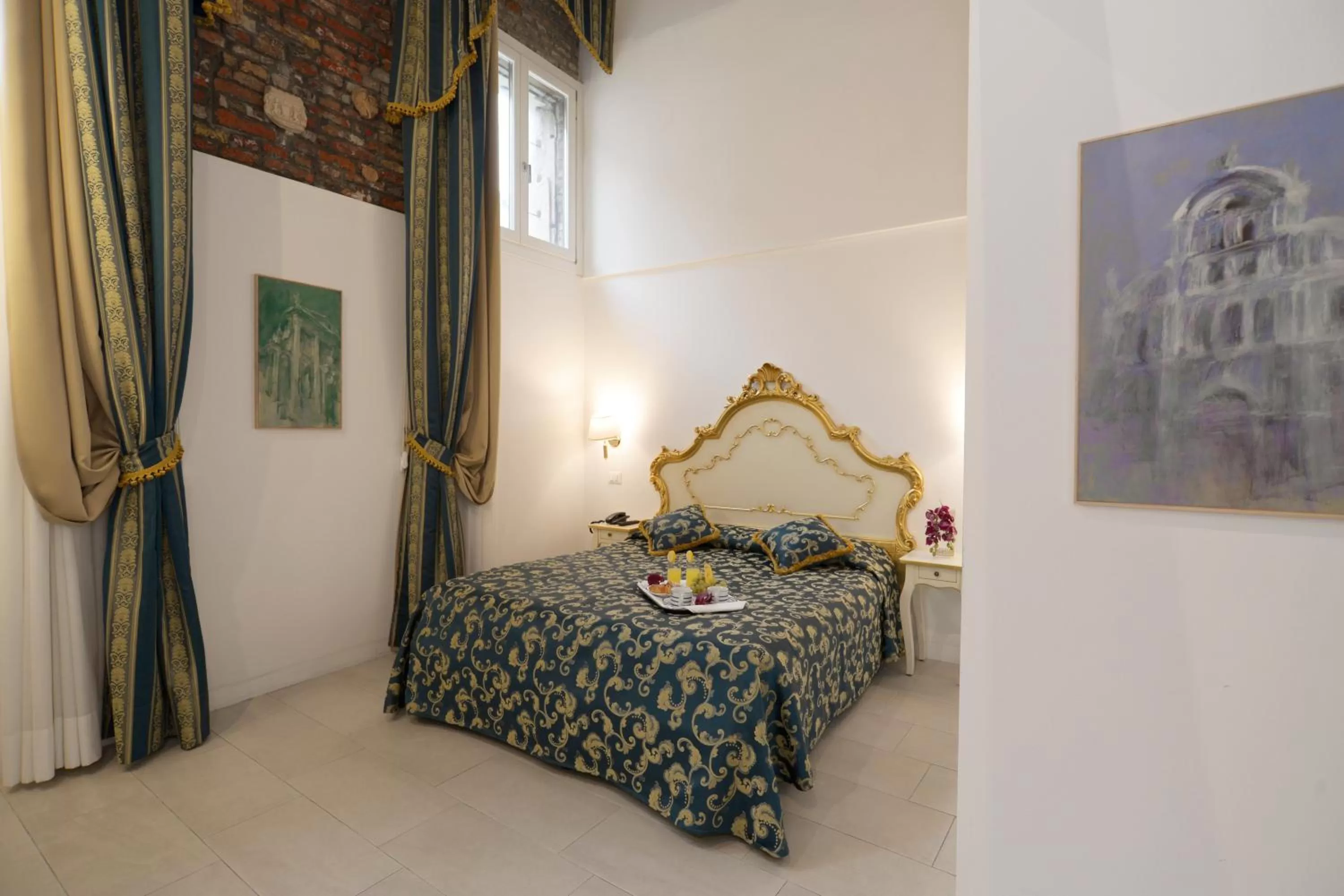 Bed in Al Mascaron Ridente