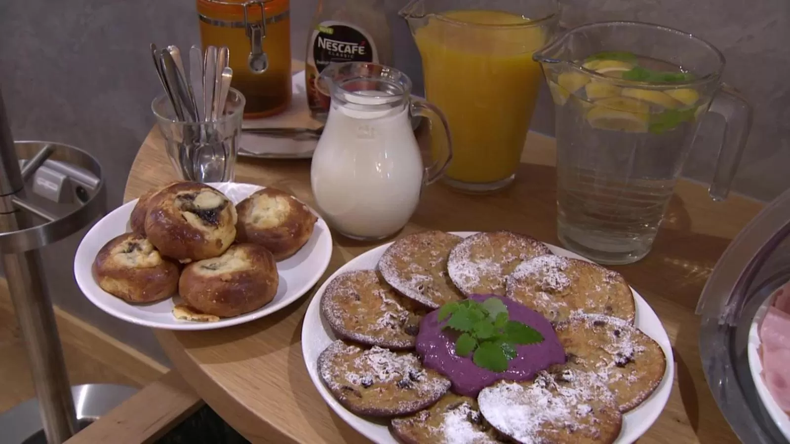 Buffet breakfast in X-Park Františkov