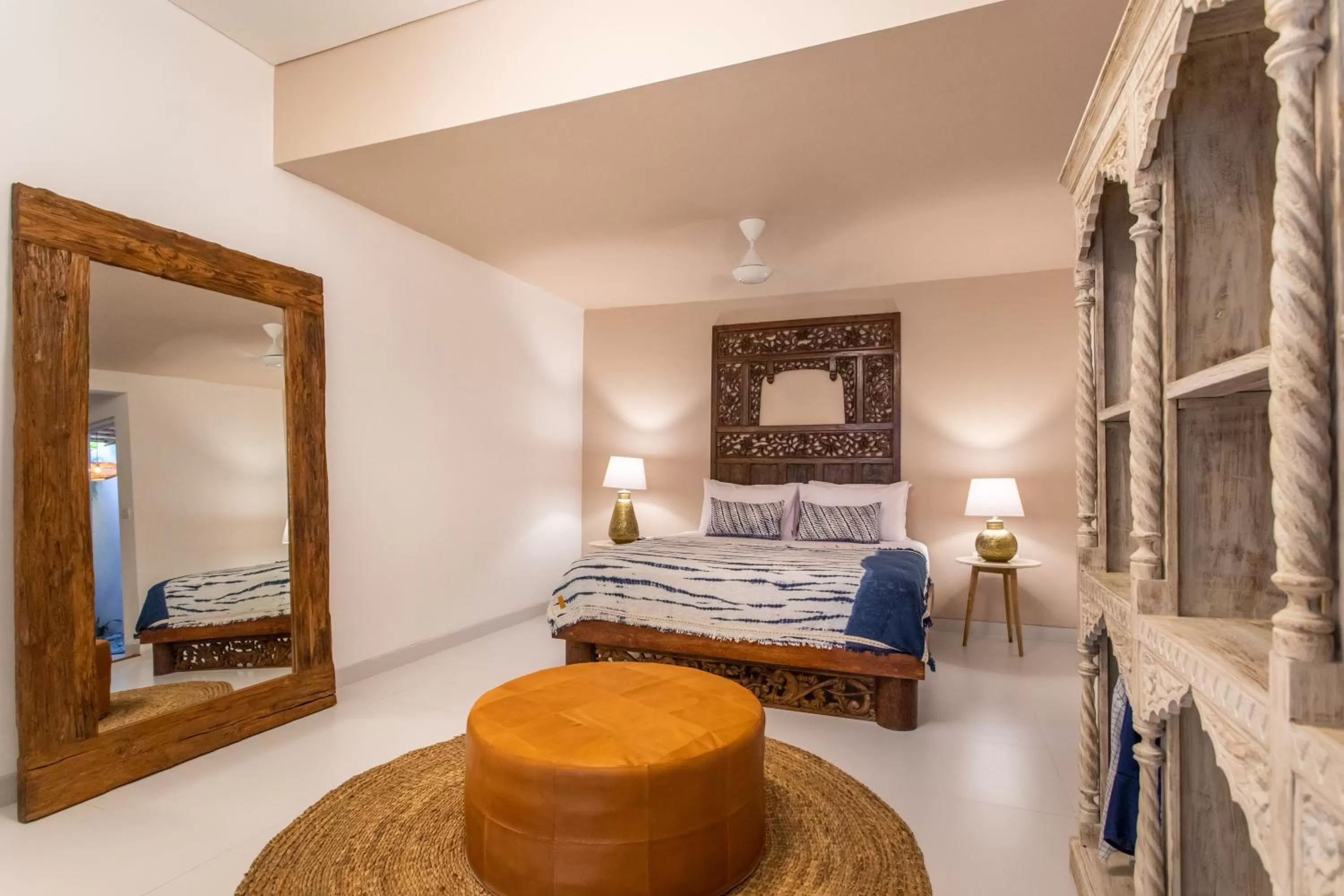 Bed in PinkPrivate Sanur - for Cool Adults Only