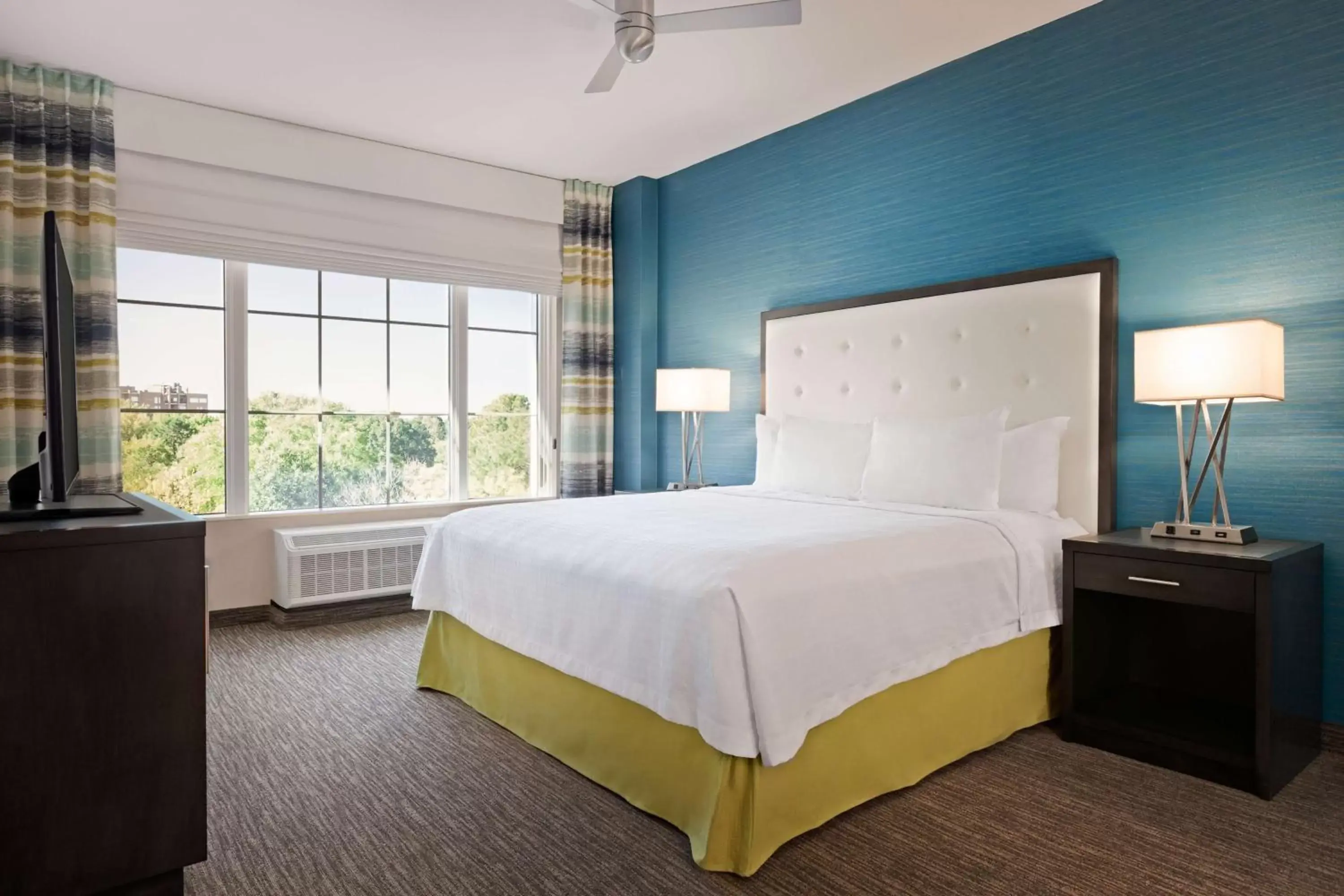 Bed in Homewood Suites By Hilton Charlotte Southpark