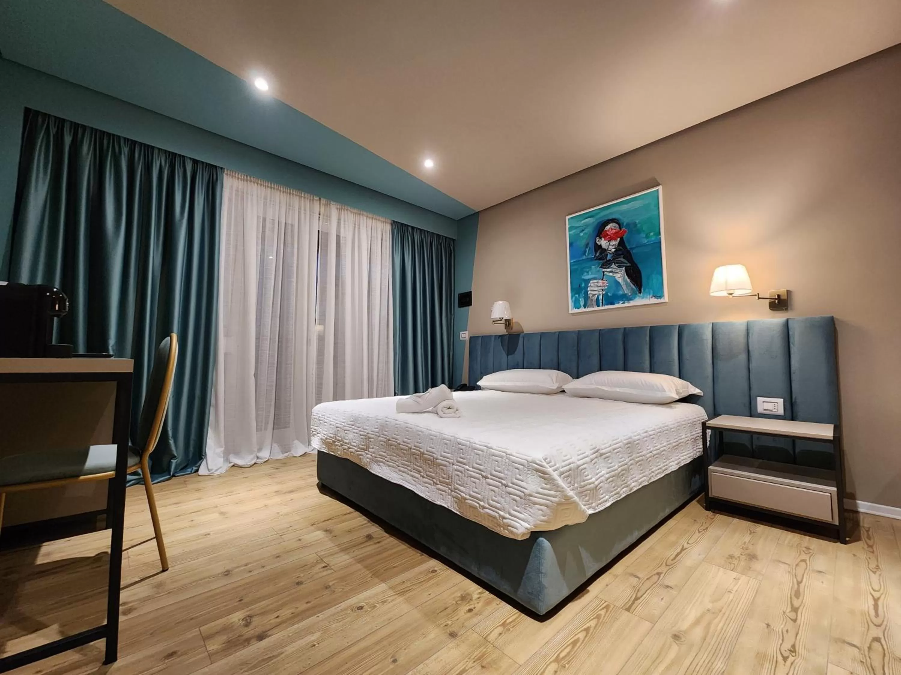 Deluxe Double Room with Balcony and Sea View in Festim Villa Hotel