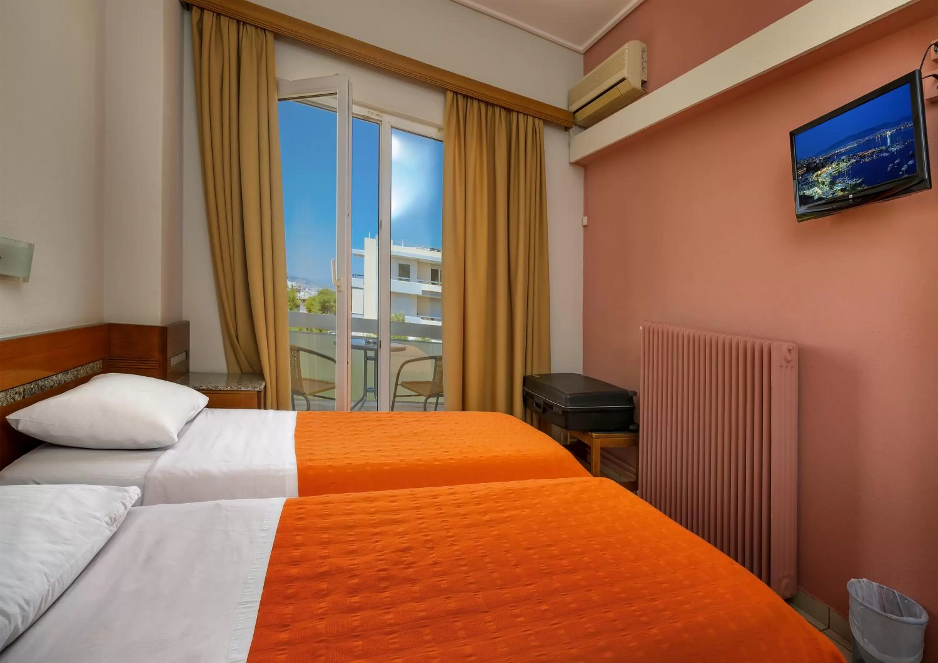 Bedroom, Bed in Park Hotel