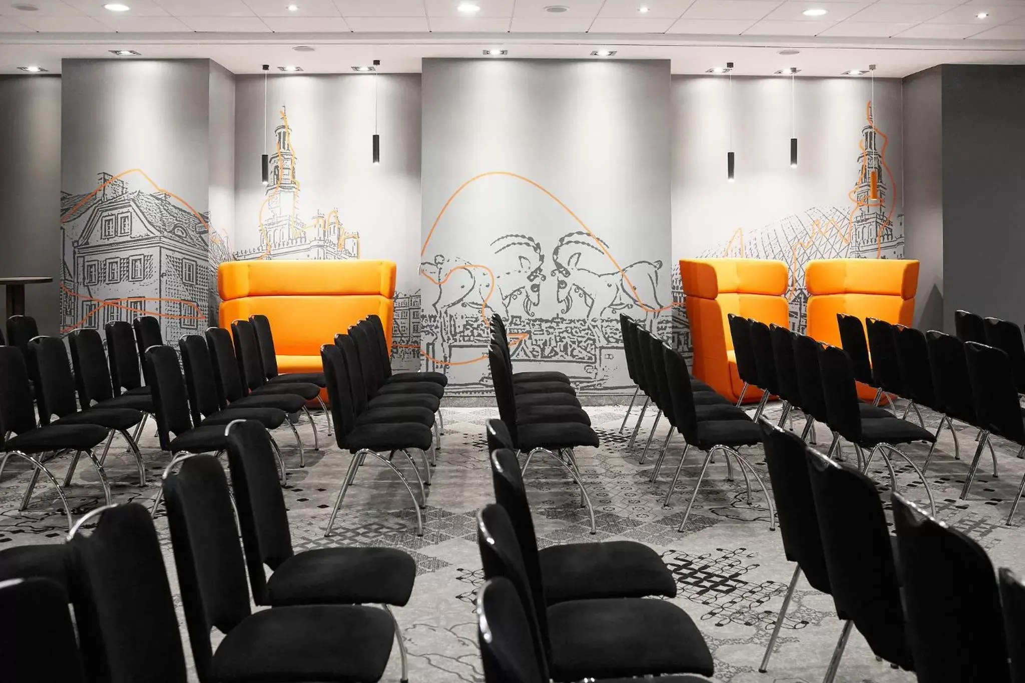 Meeting/conference room, Restaurant/Places to Eat in Hotel Mercure Poznań Centrum