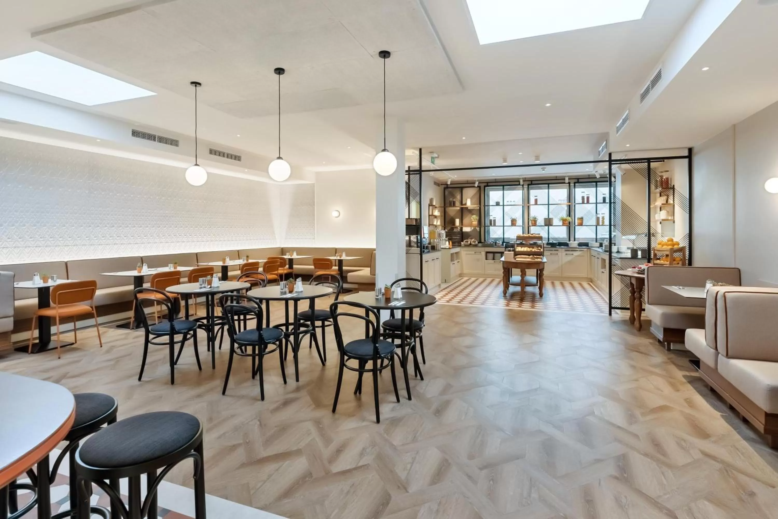 Restaurant/places to eat in Austria Trend Hotel Anatol Wien