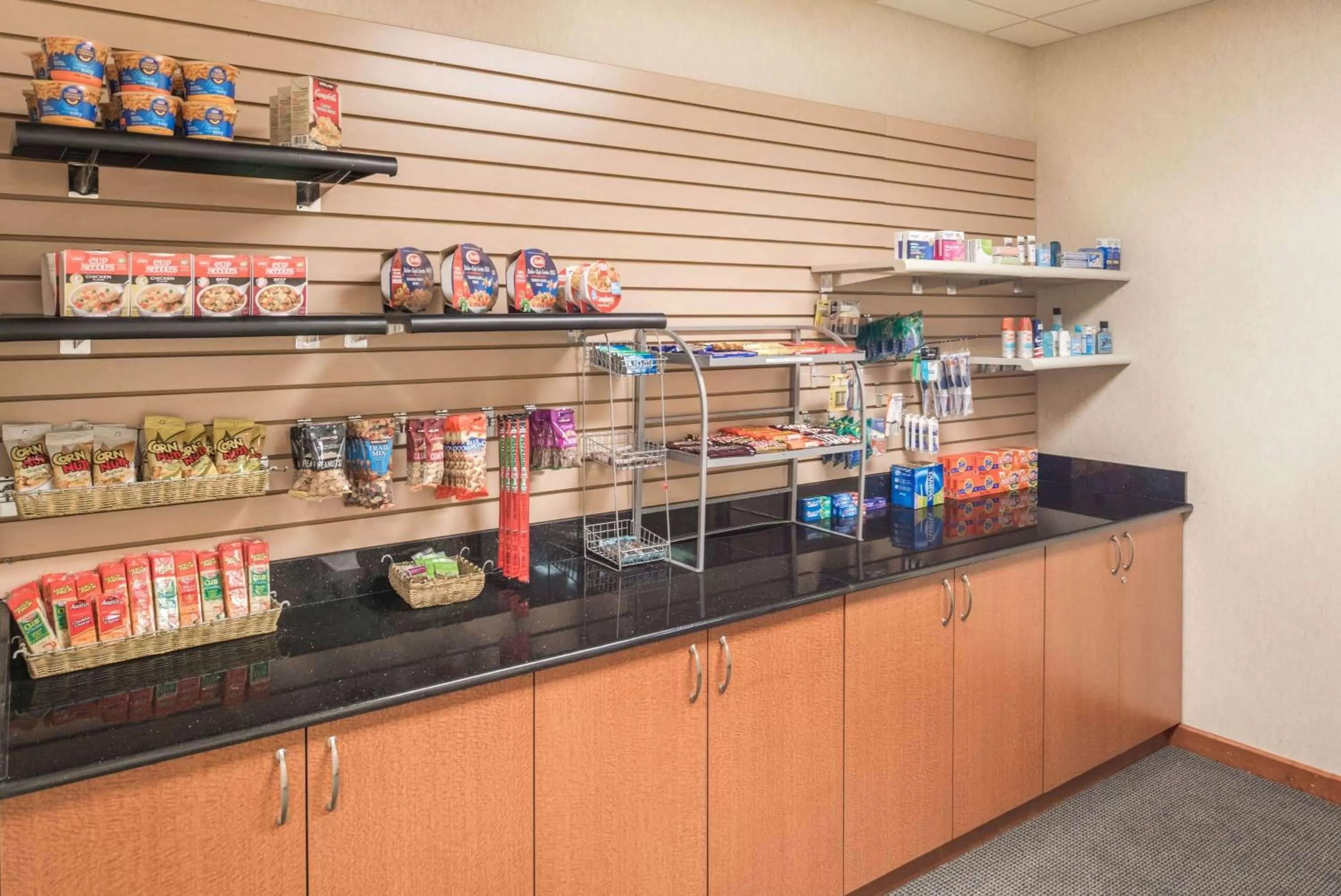 Restaurant/places to eat in Wingate by Wyndham Spokane Airport