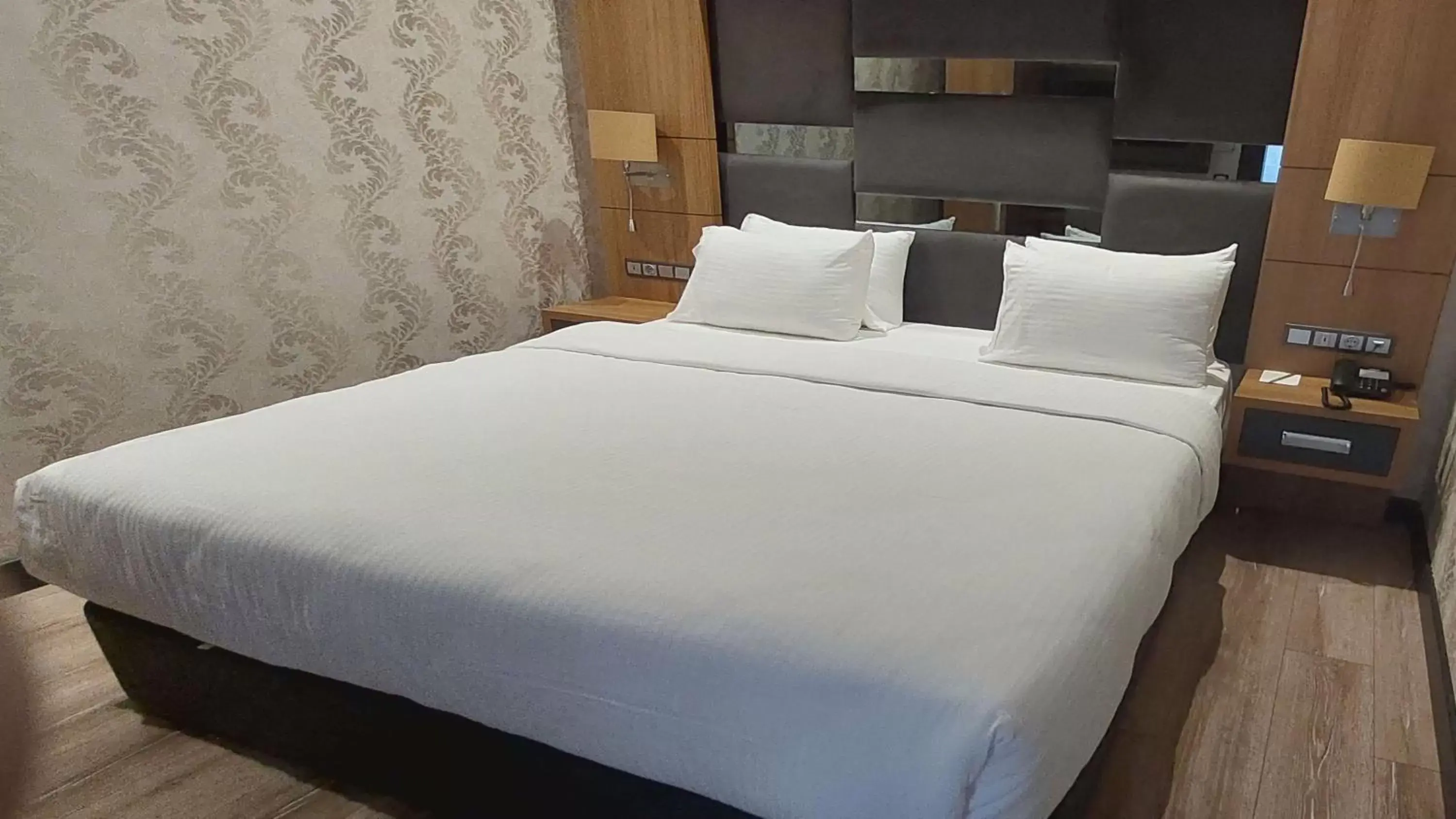 Photo of the whole room, Bed in Holiday Inn - Trabzon-East, an IHG Hotel