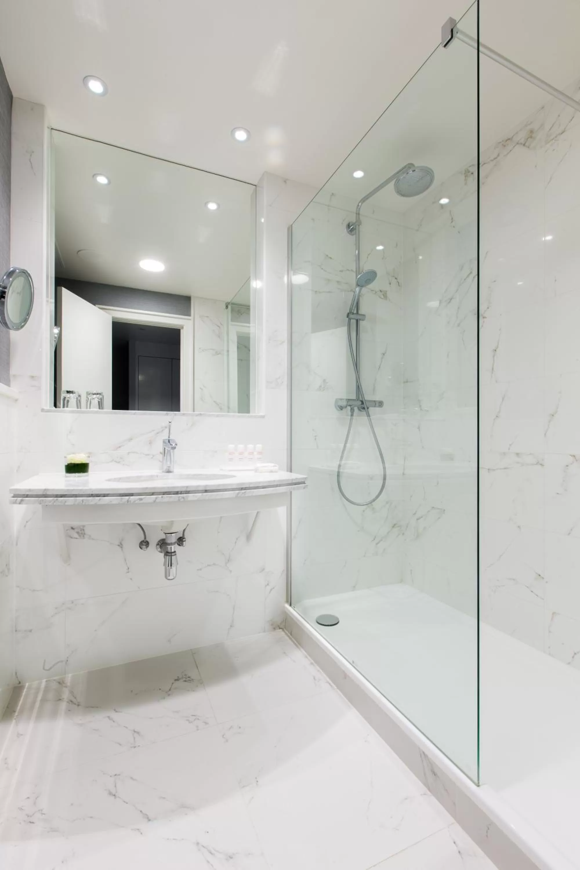 Photo of the whole room in Radisson Blu Hotel, Antwerp City Centre