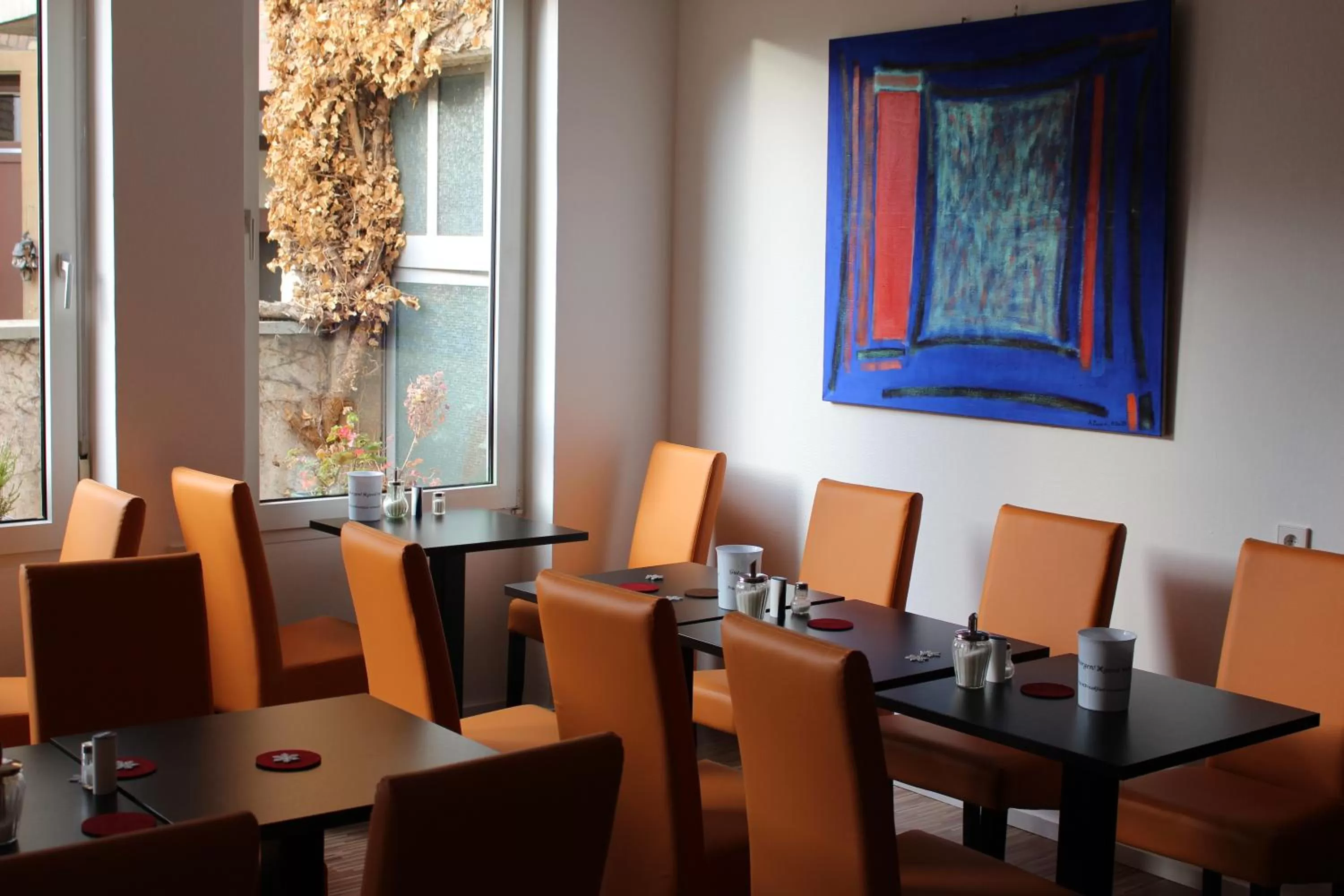 Restaurant/places to eat in Hotel Barbarossa Karlsruhe Stadtmitte