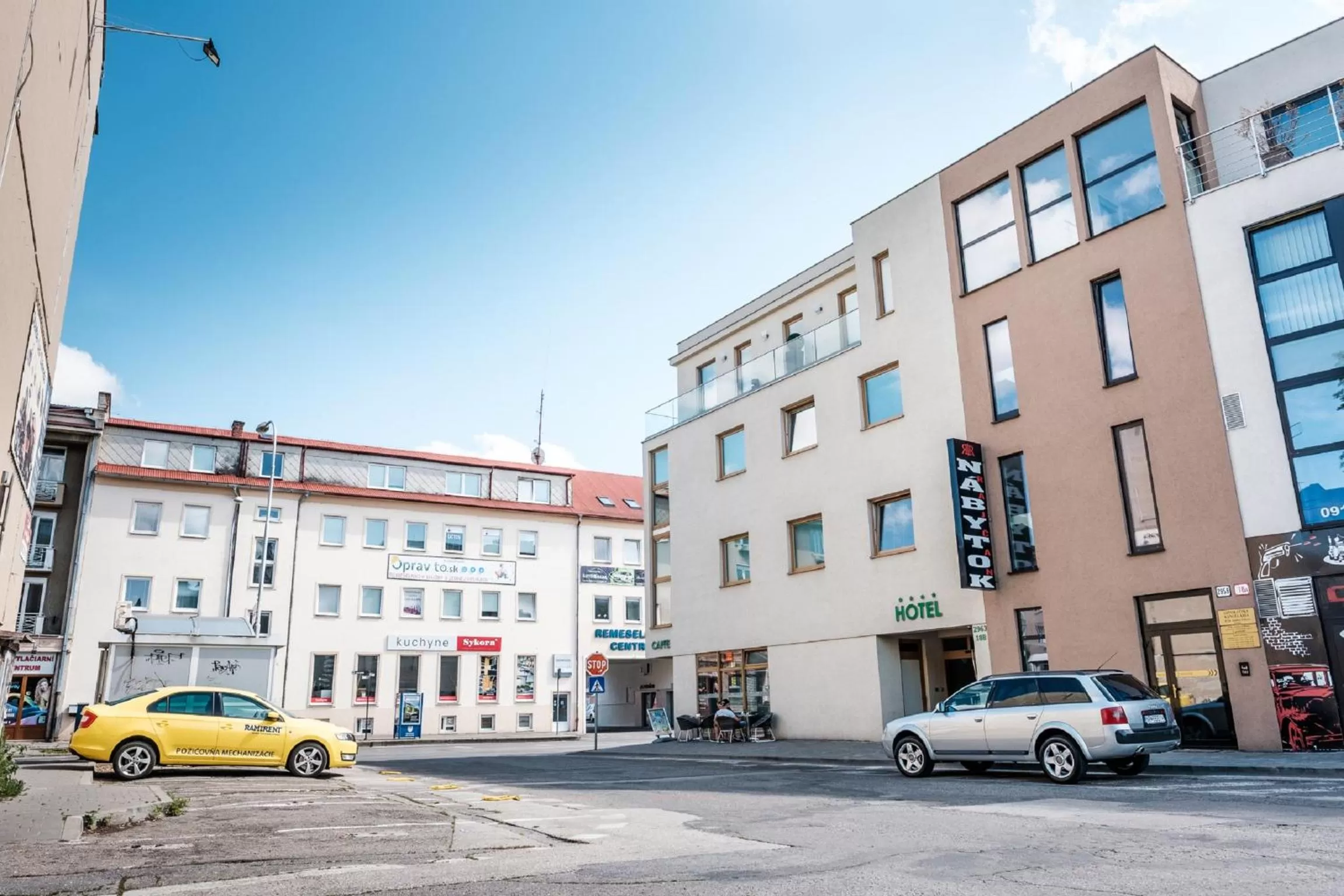Facade/entrance in Hotel Deluxe with free Wellness and Fitness Centrum