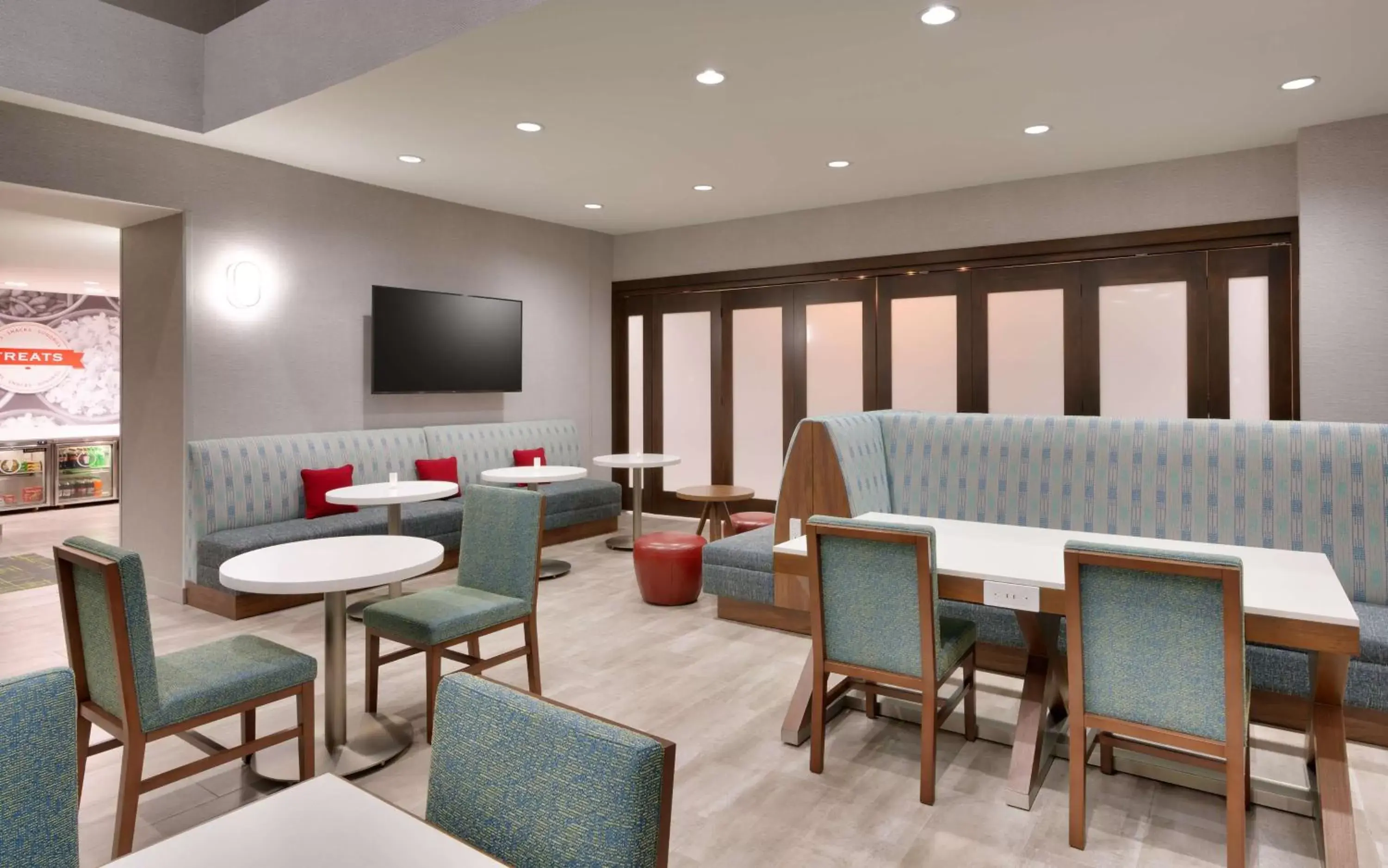 Lobby or reception in Hampton Inn & Suites Rockport-Fulton