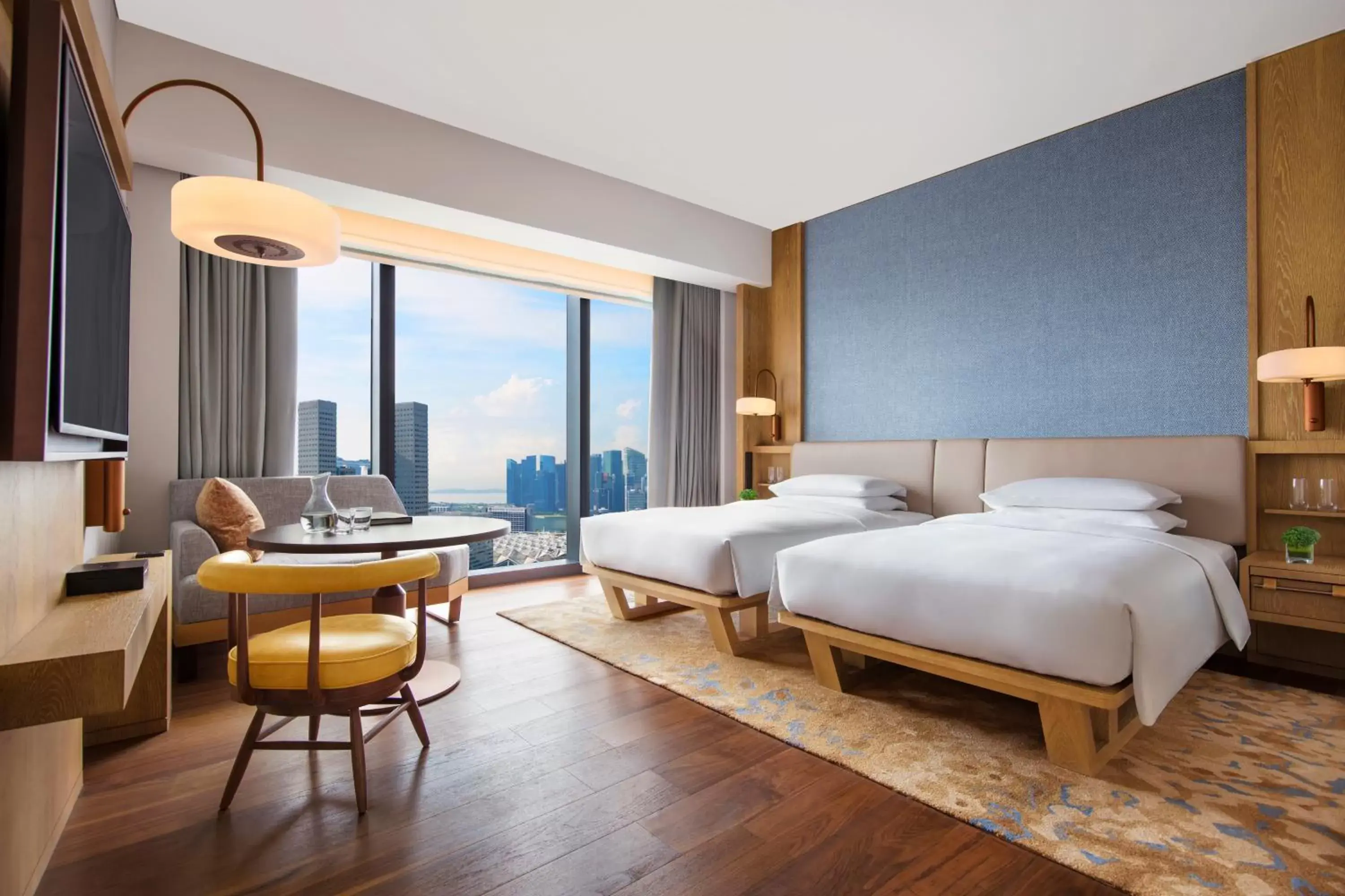 Deluxe Twin Room with Sea View in Andaz Singapore A Concept by Hyatt