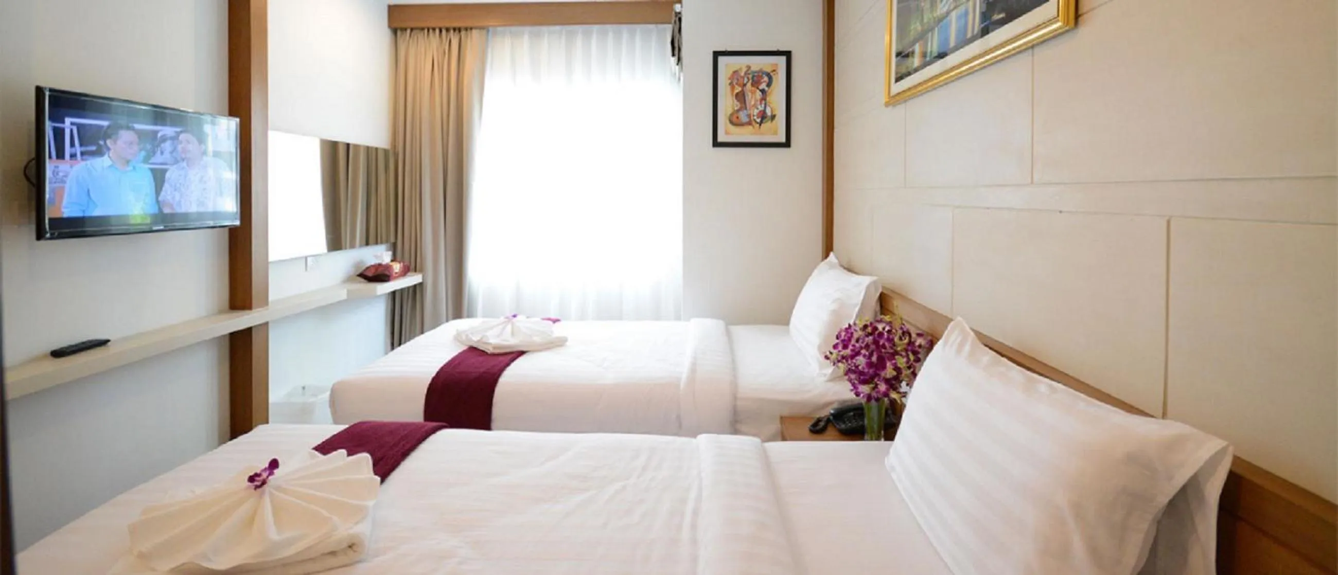 Living room in The Patong Center Hotel