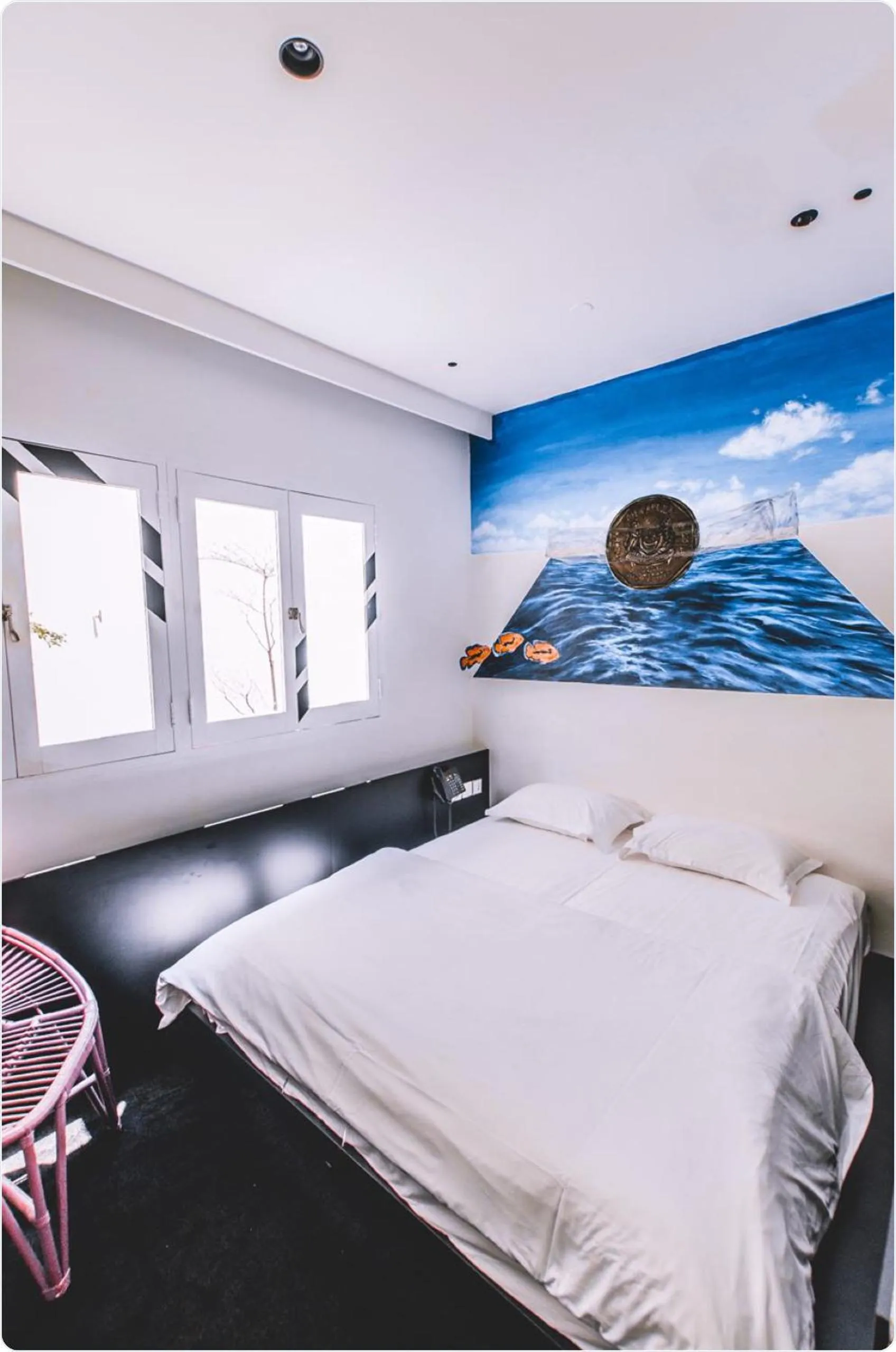 Photo of the whole room, Bed in Hi Hotel