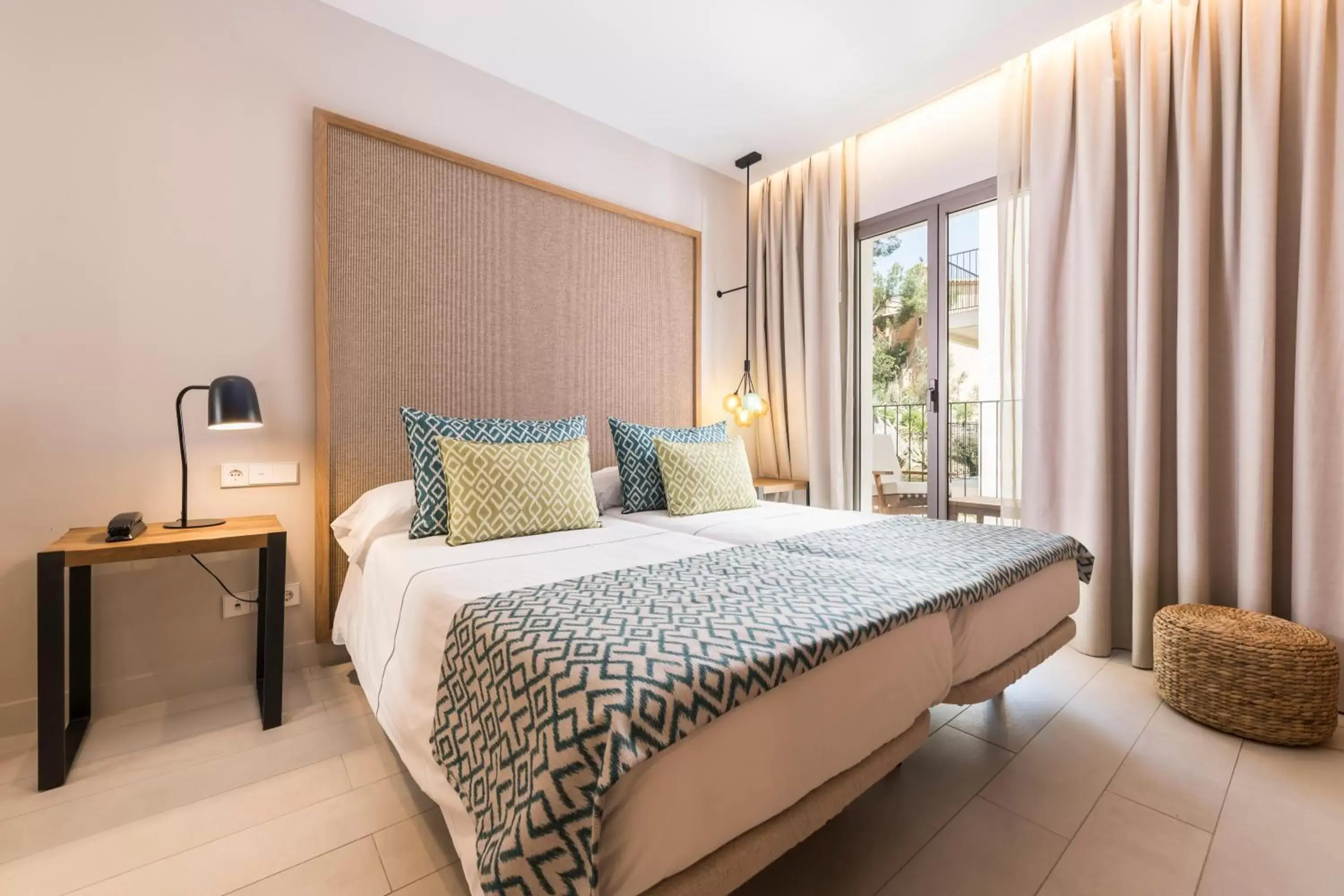 Double or Twin Room with Mountain View in Pure Salt Port de Sóller Double or Twin Room with Mountain View in Pure Salt Port de Sóller