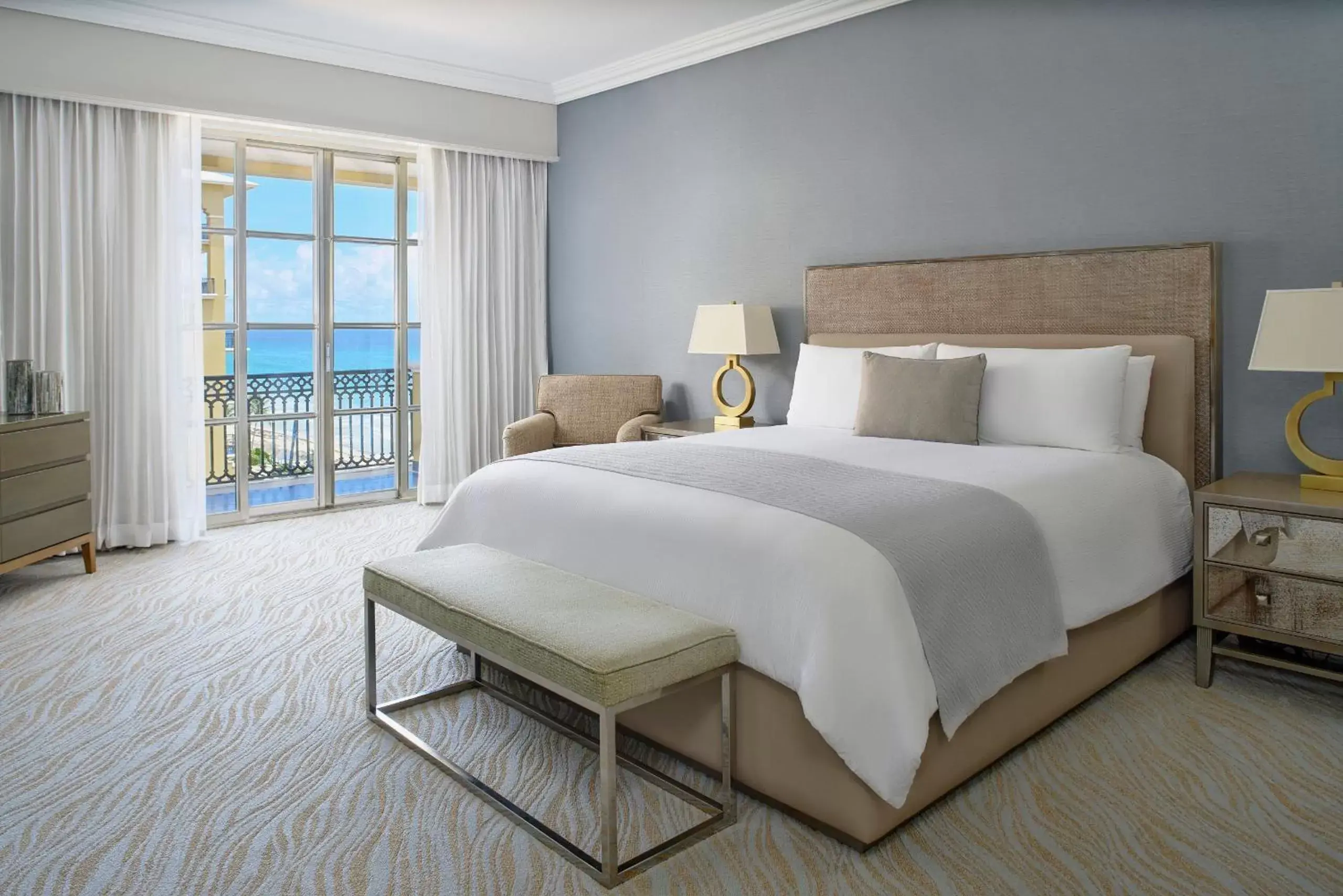 Bedroom, Bed in Kempinski Hotel Cancun