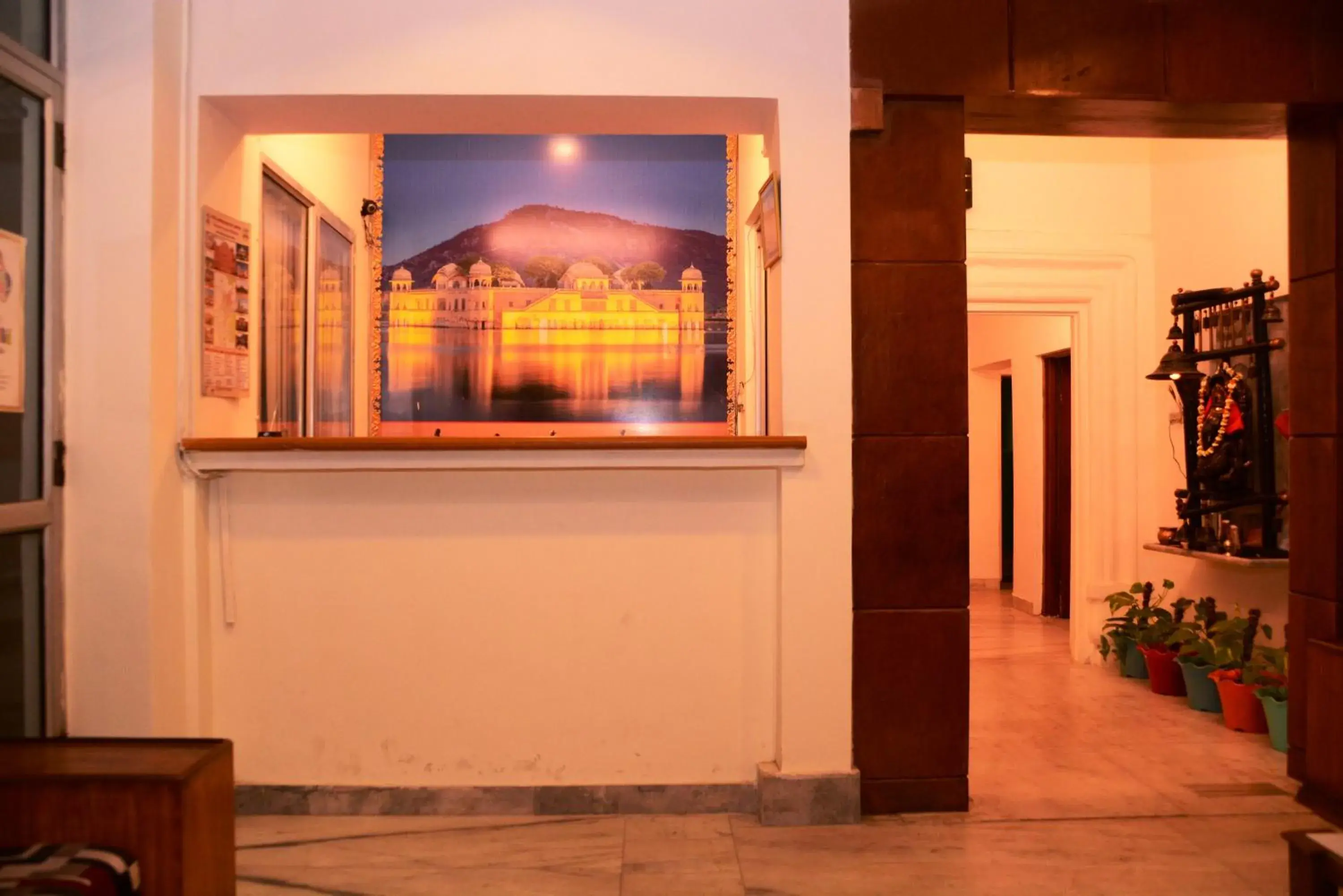 Lobby or reception in Hotel Sugandh Retreat