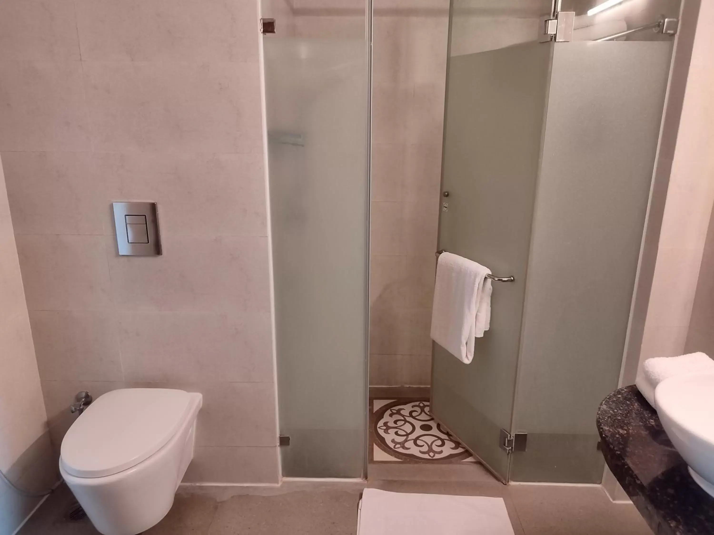 Property building, Bathroom in Courtyard by Marriott Madurai