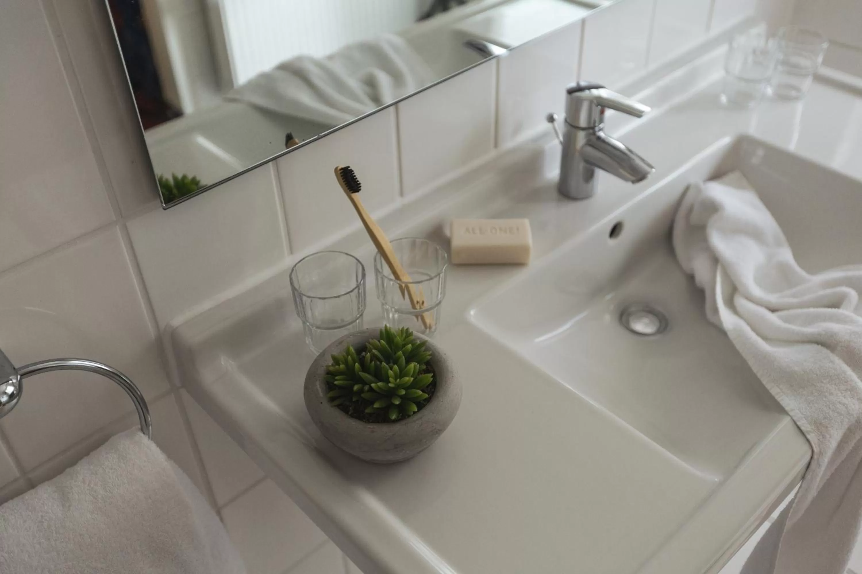 Bathroom in Hotel Holstenwall Hamburg Neustadt