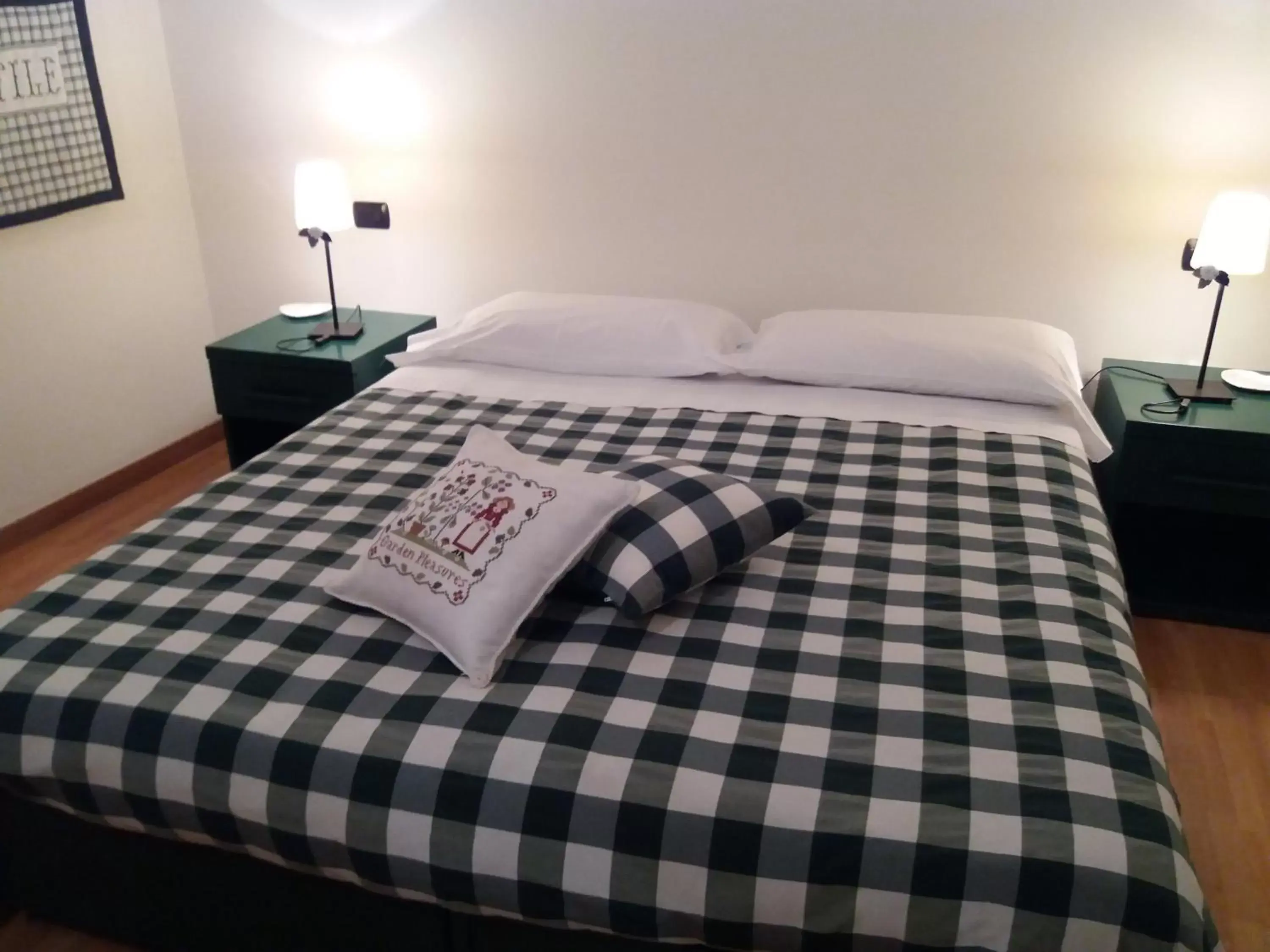 Photo of the whole room, Bed in B&B il Cortile Malpensa