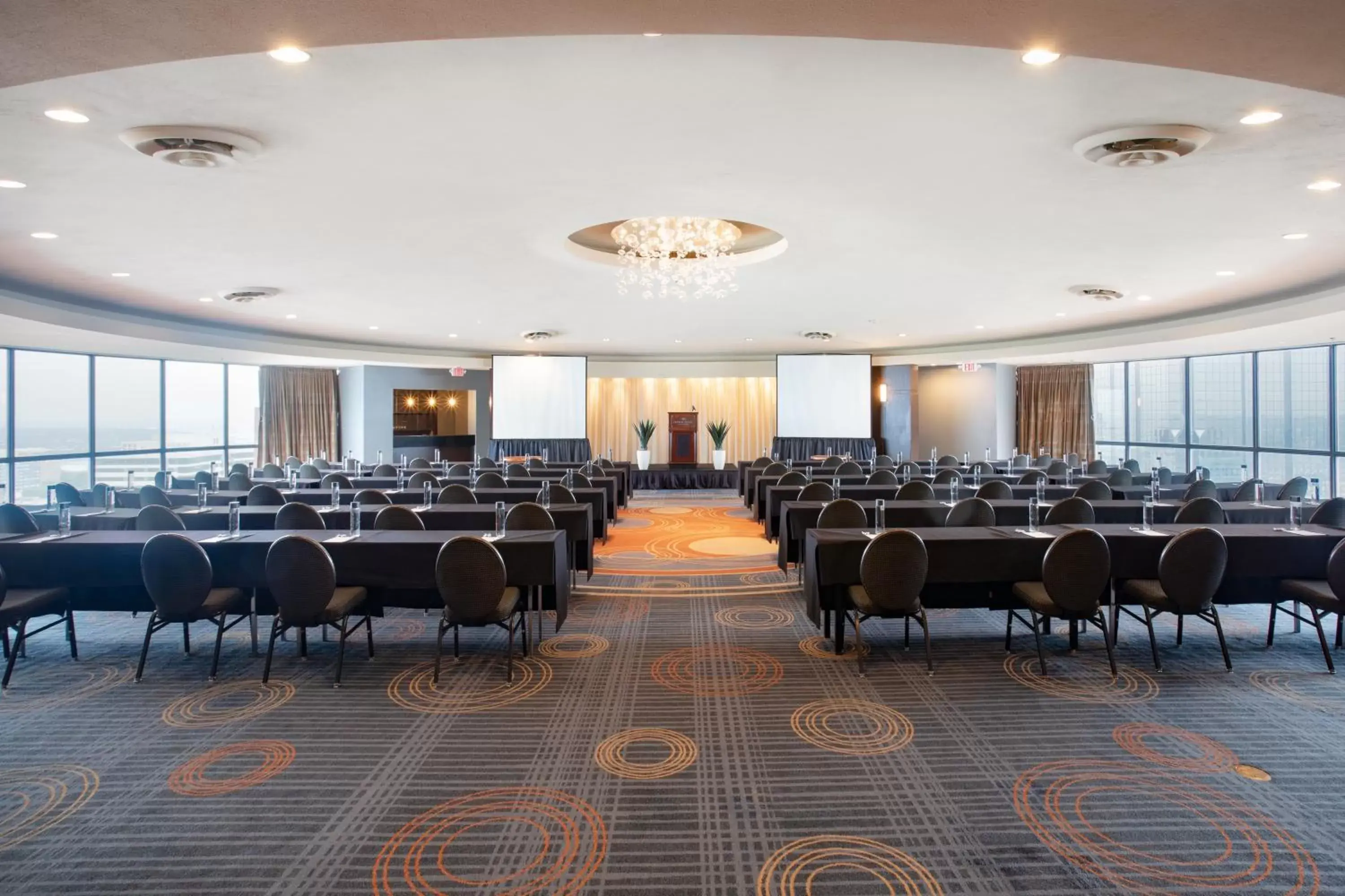 Banquet/Function facilities in Crowne Plaza Kansas City Downtown, an IHG Hotel