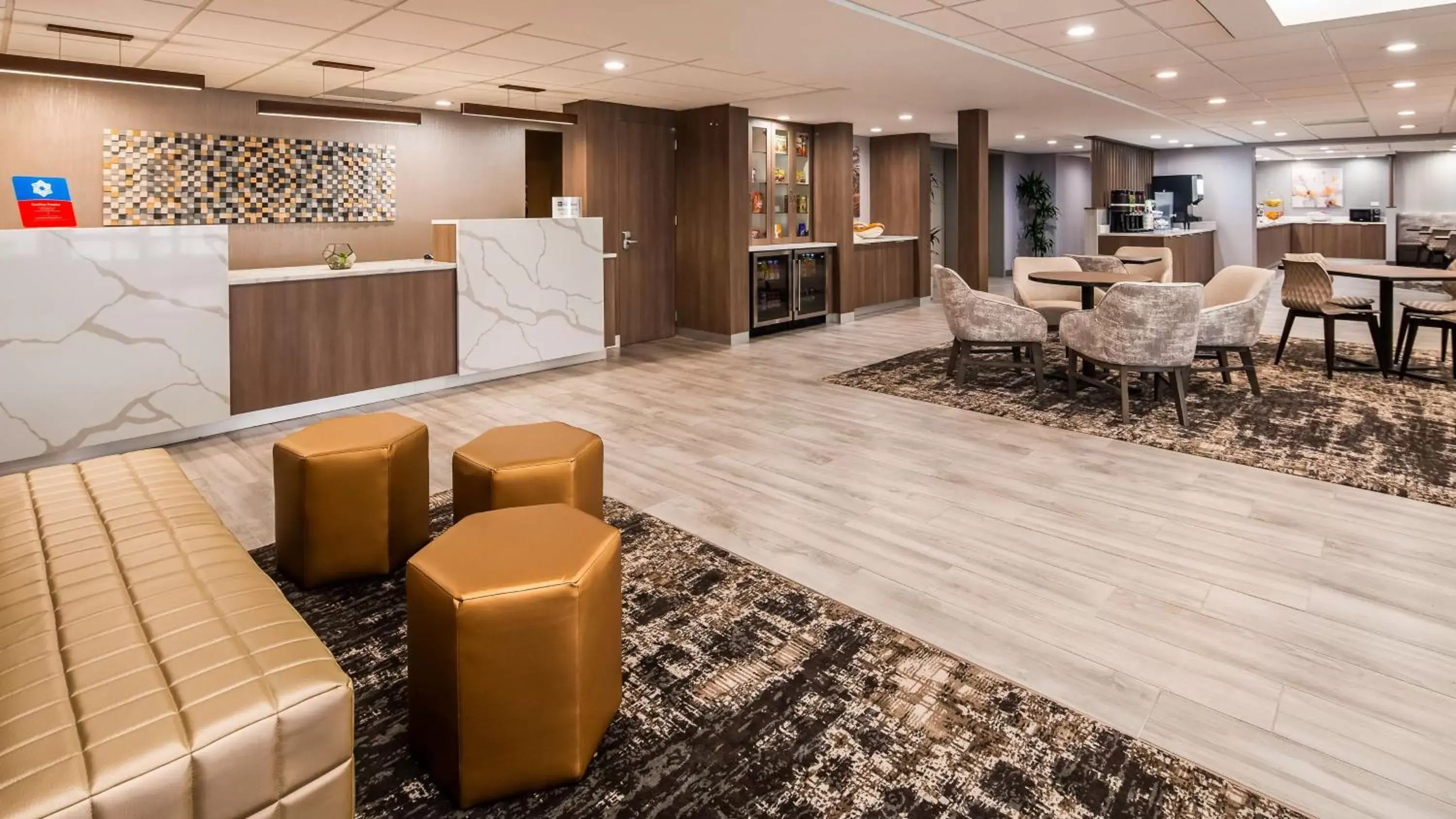 Lobby or reception, Lobby/Reception in SureStay Plus Hotel by Best Western Chicago Lombard