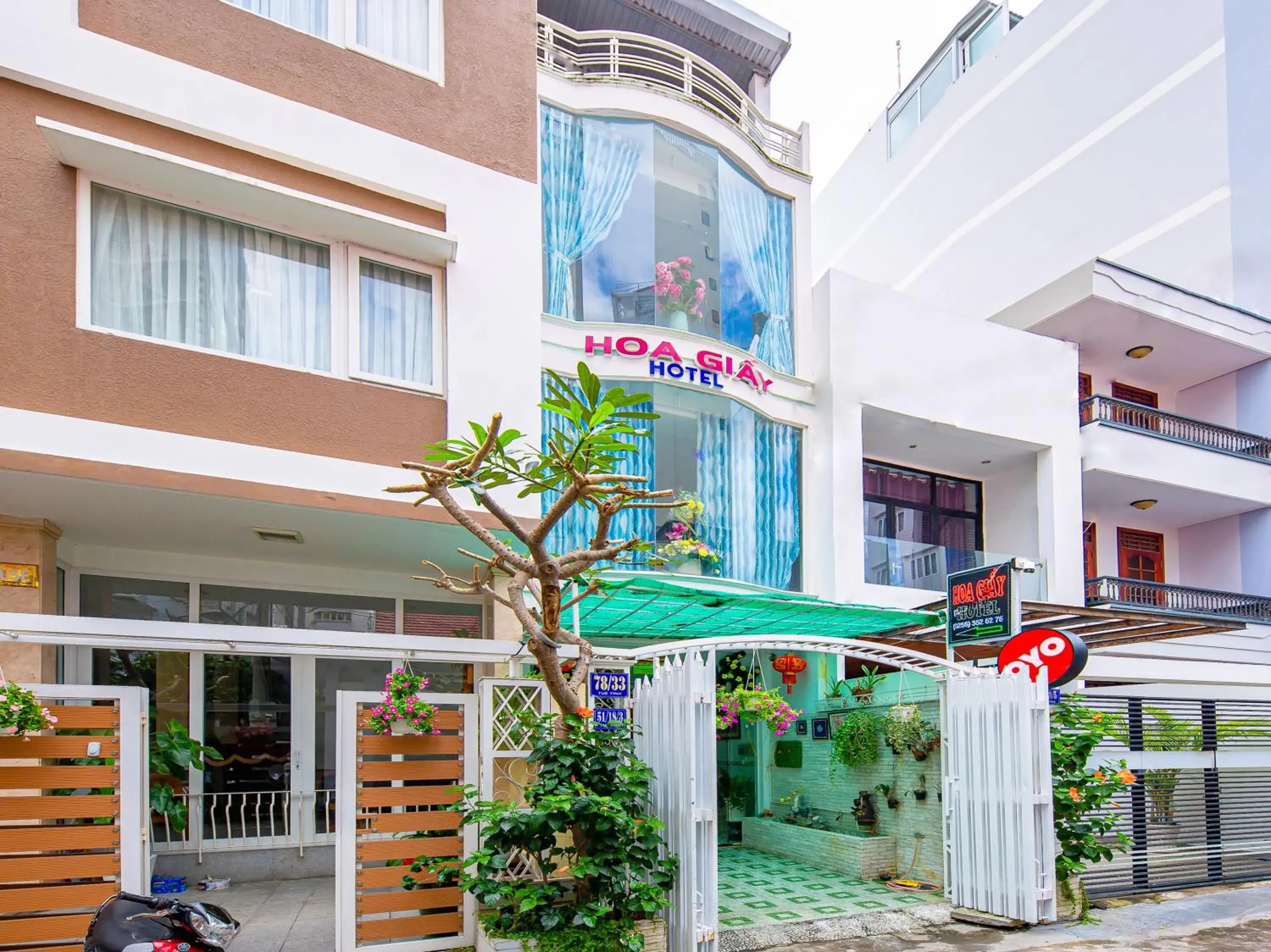 Property Building in OYO 828 Hoa Giay Hotel