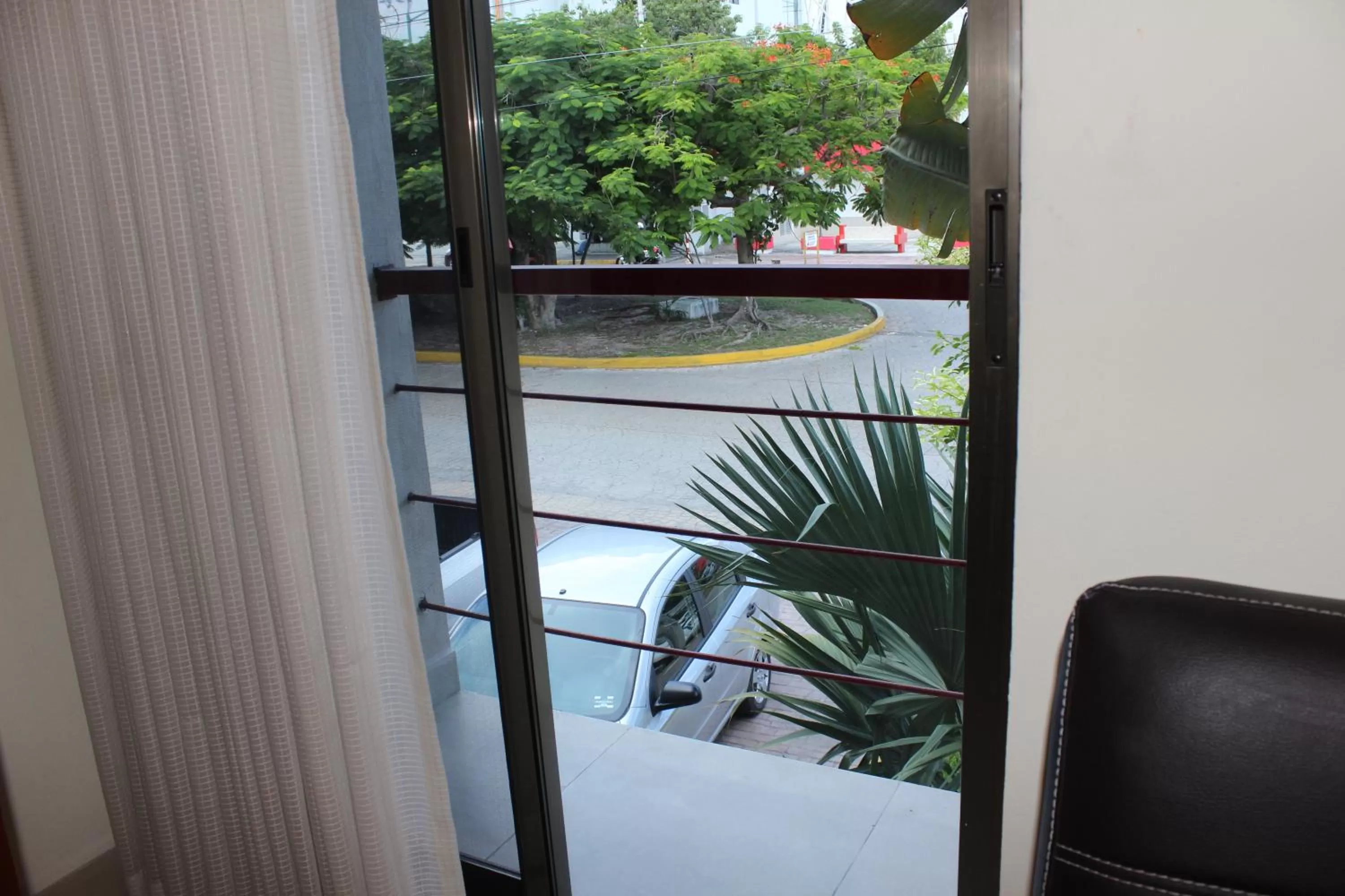 Day in Grand City Hotel Cancun