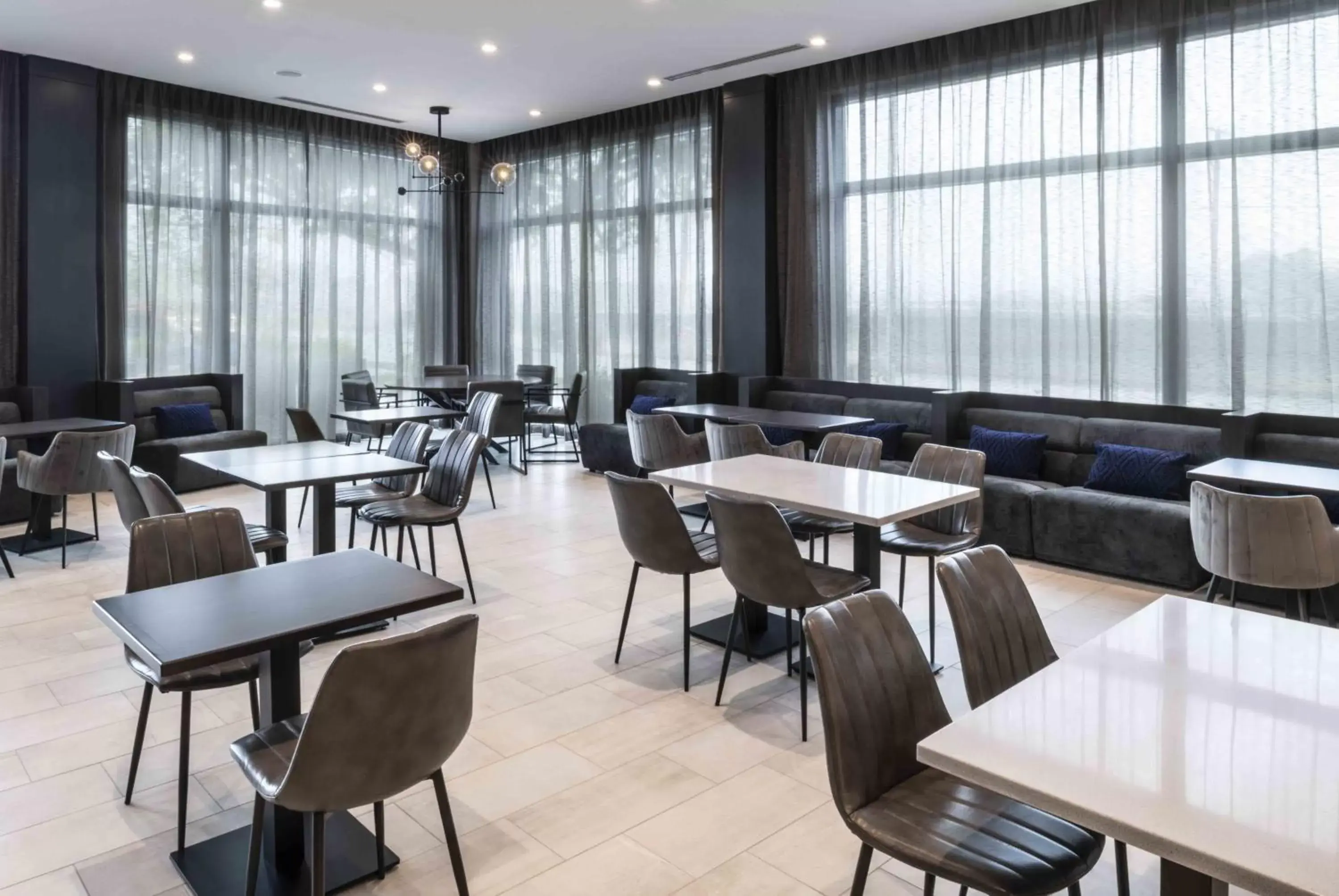 Buffet breakfast, Restaurant/Places to Eat in Staybridge Suites - Boston Logan Airport - Revere, an IHG Hotel