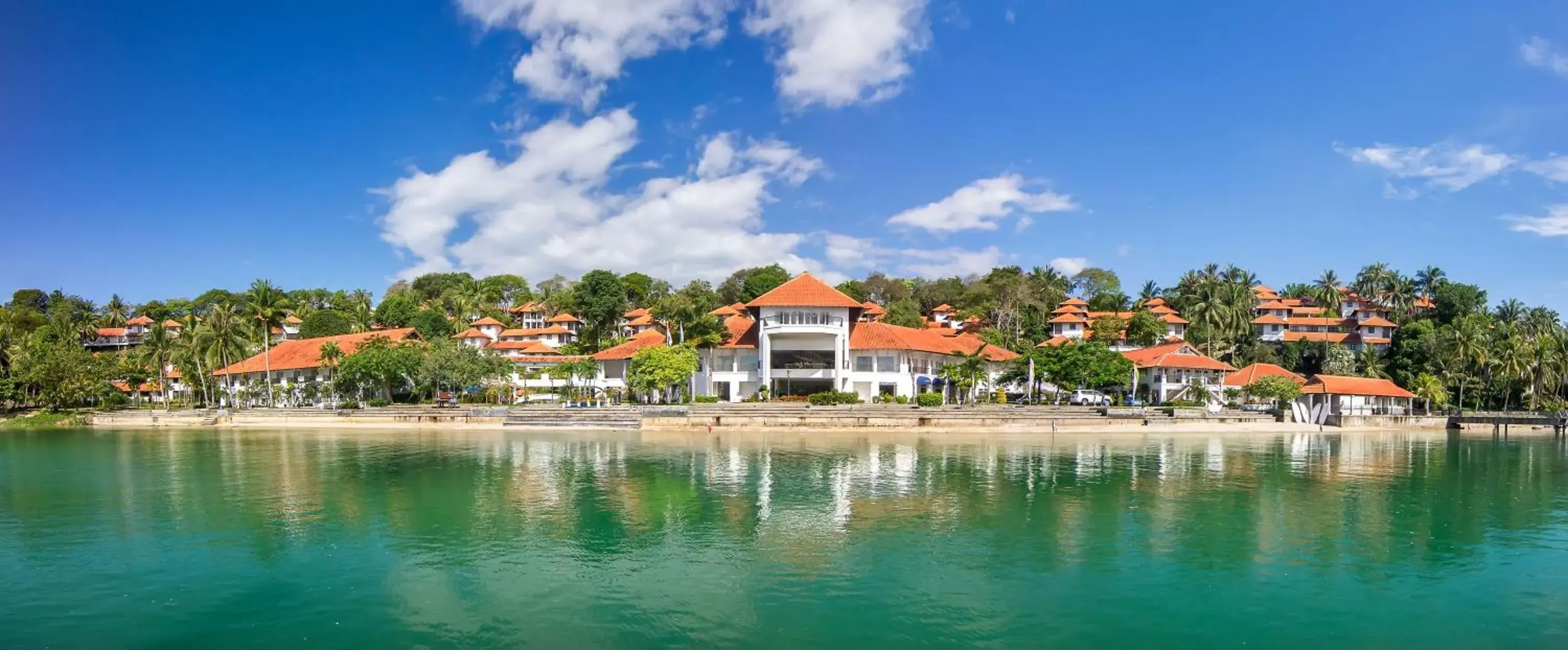 Beach in Nongsa Point Marina