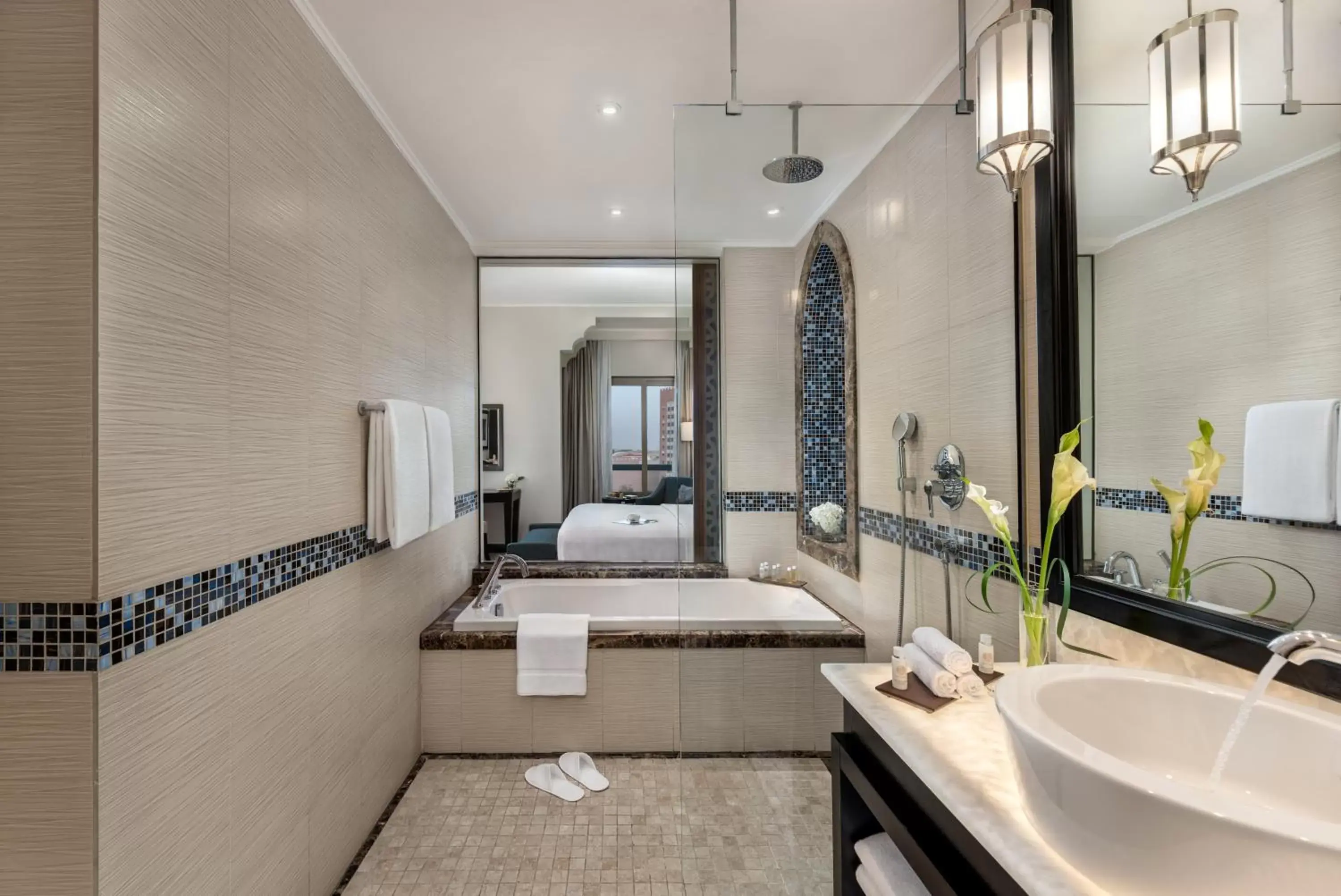Shower, Bathroom in Oaks Ibn Battuta Gate Dubai
