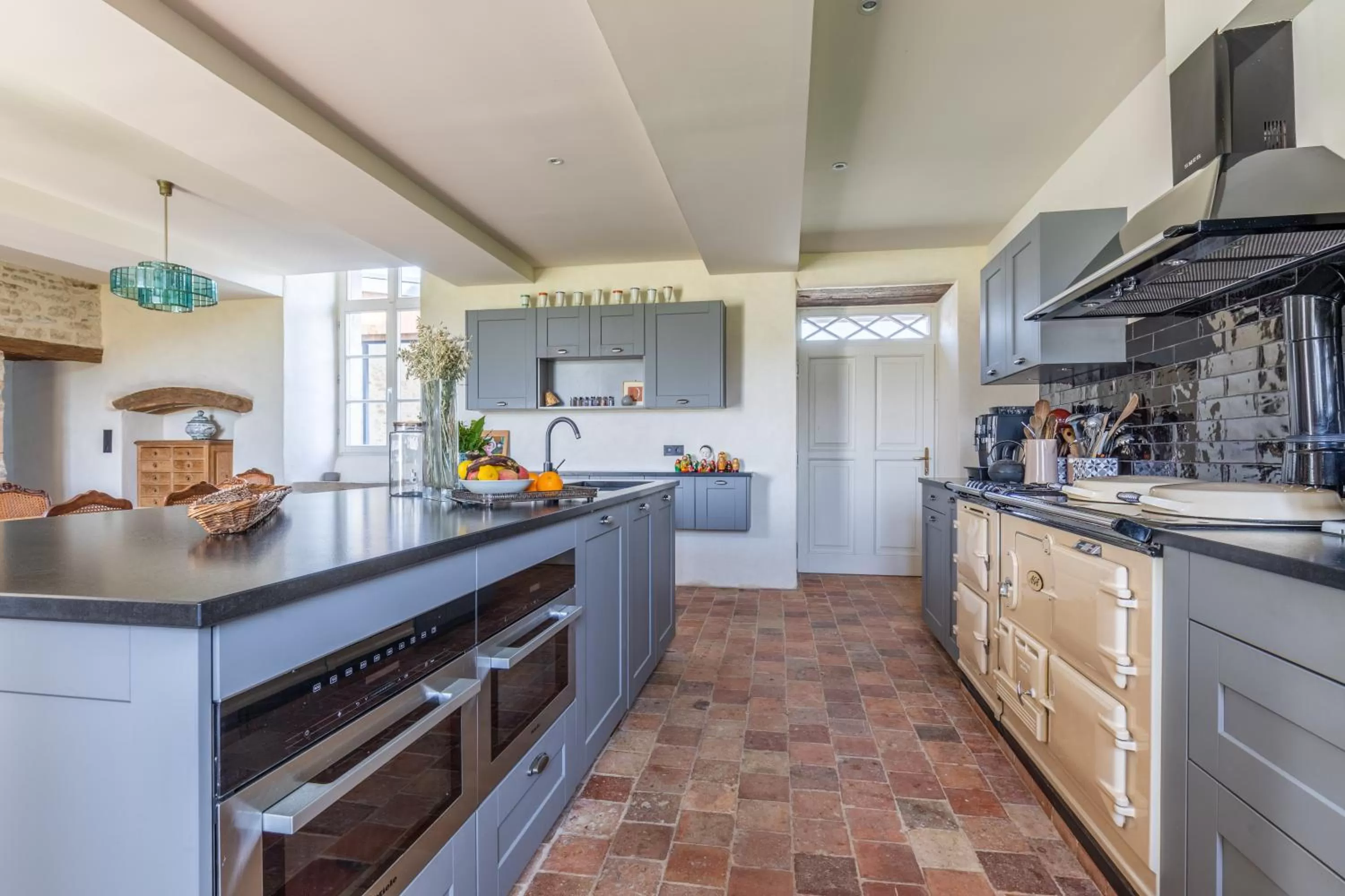 Kitchen/Kitchenette in Manoir du Guern